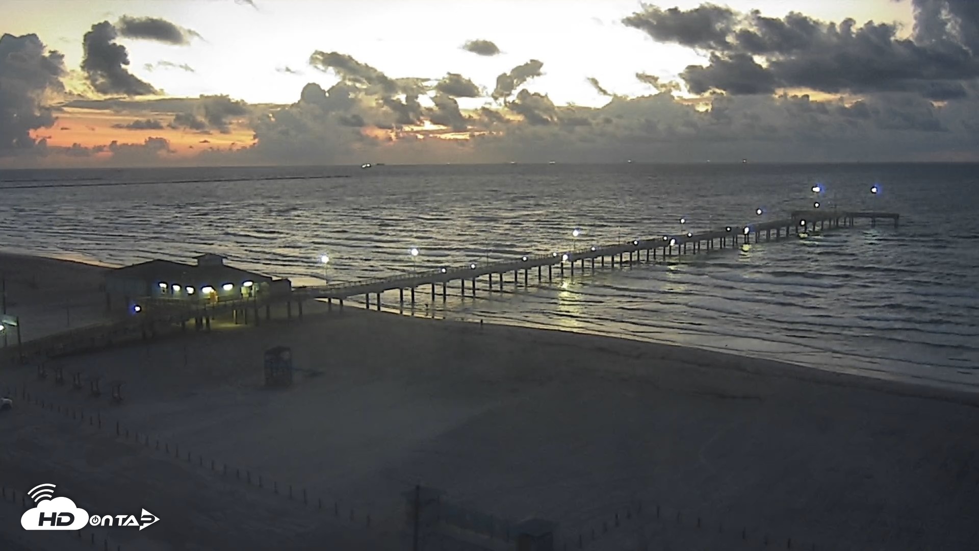 Snapshot of The Dunes - Port Aransas Live Beach Cam taken Sep 29, 2026, 7:02am CDT