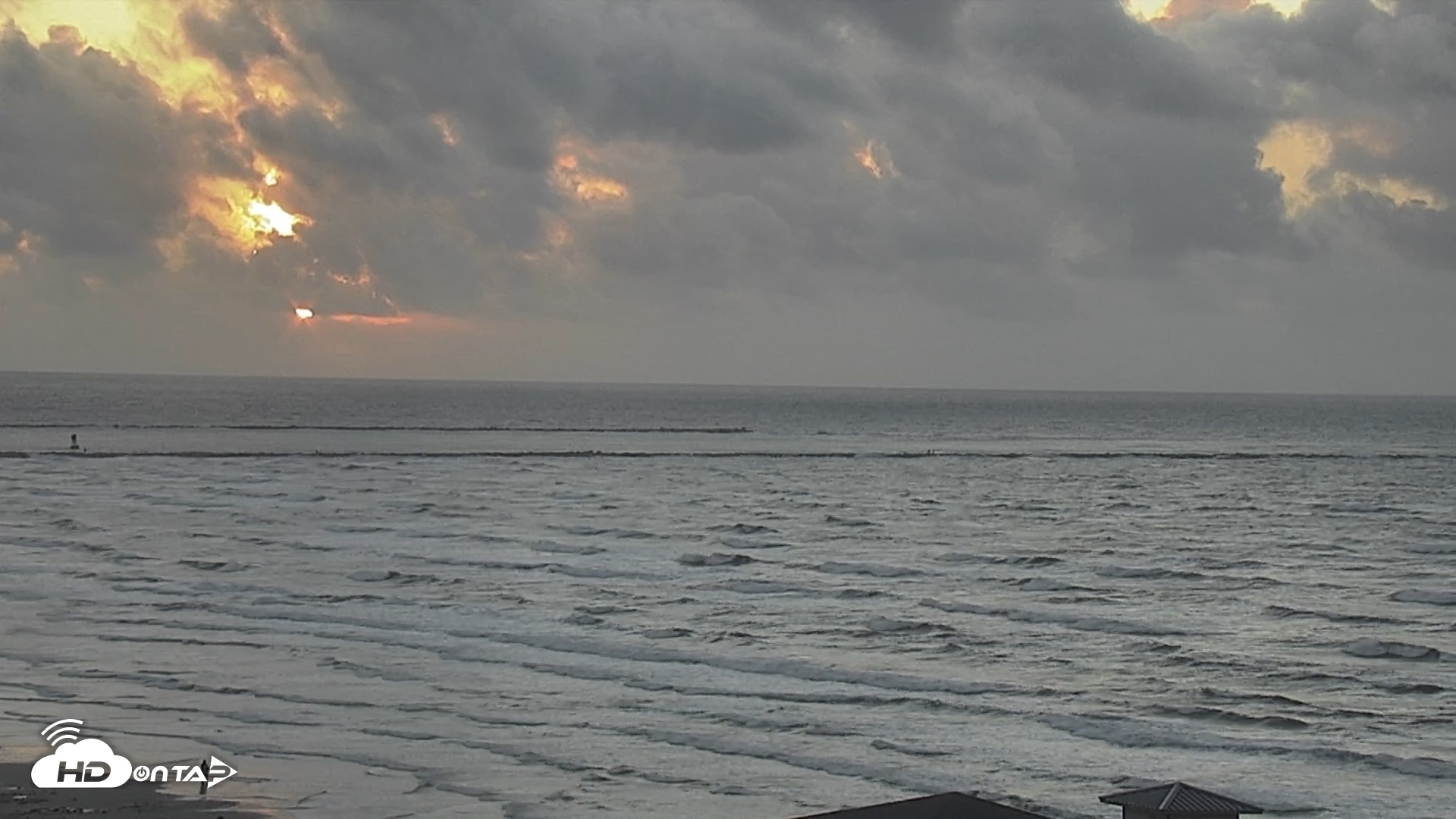 Snapshot of The Dunes - Port Aransas Live Beach Cam taken Jun 11, 2026, 6:37am CDT