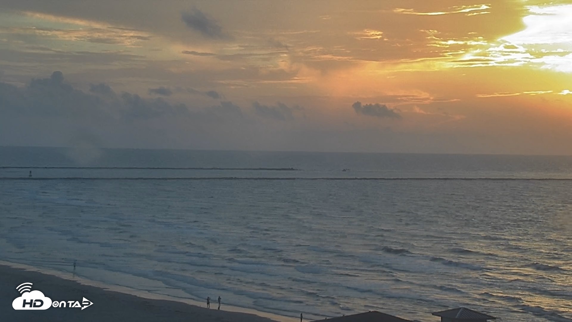 Snapshot of The Dunes - Port Aransas Live Beach Cam taken Sep 4, 2026, 7:15am CDT