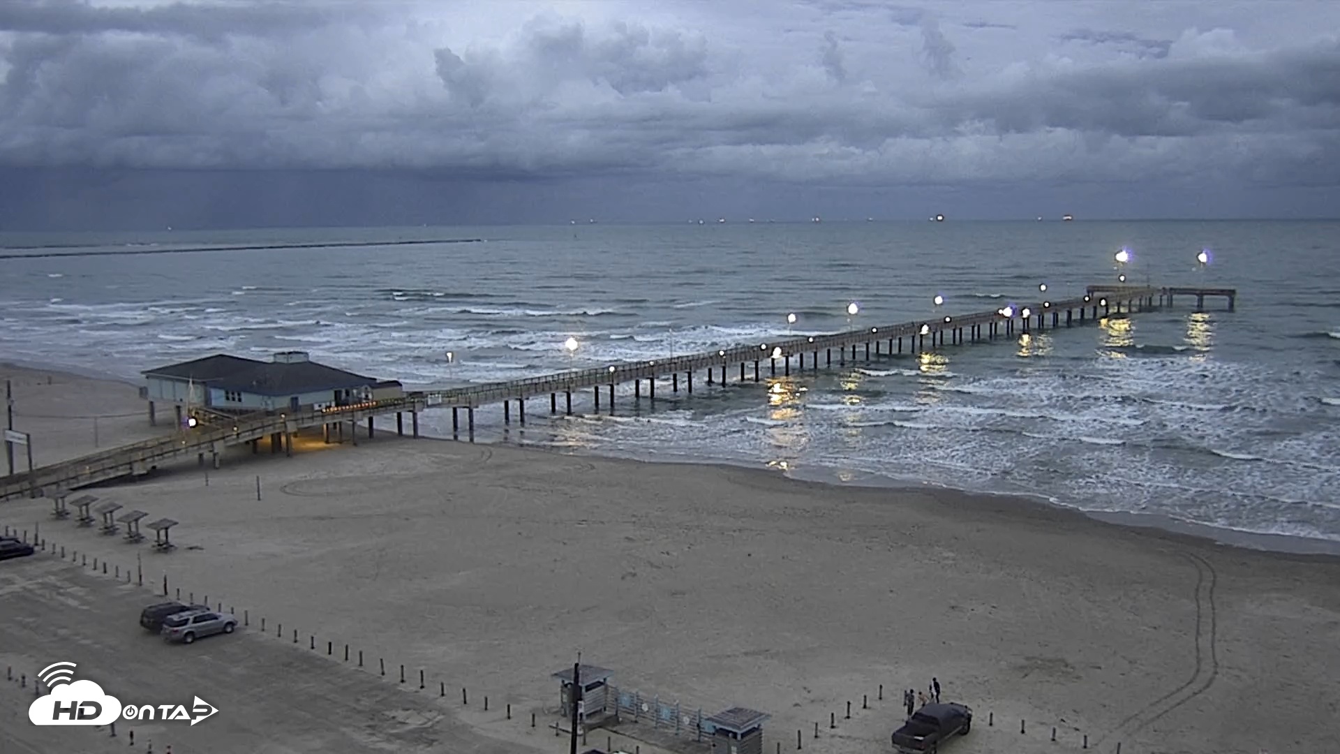 Snapshot of The Dunes - Port Aransas Live Beach Cam taken Jan 20, 2026, 6:06pm CST