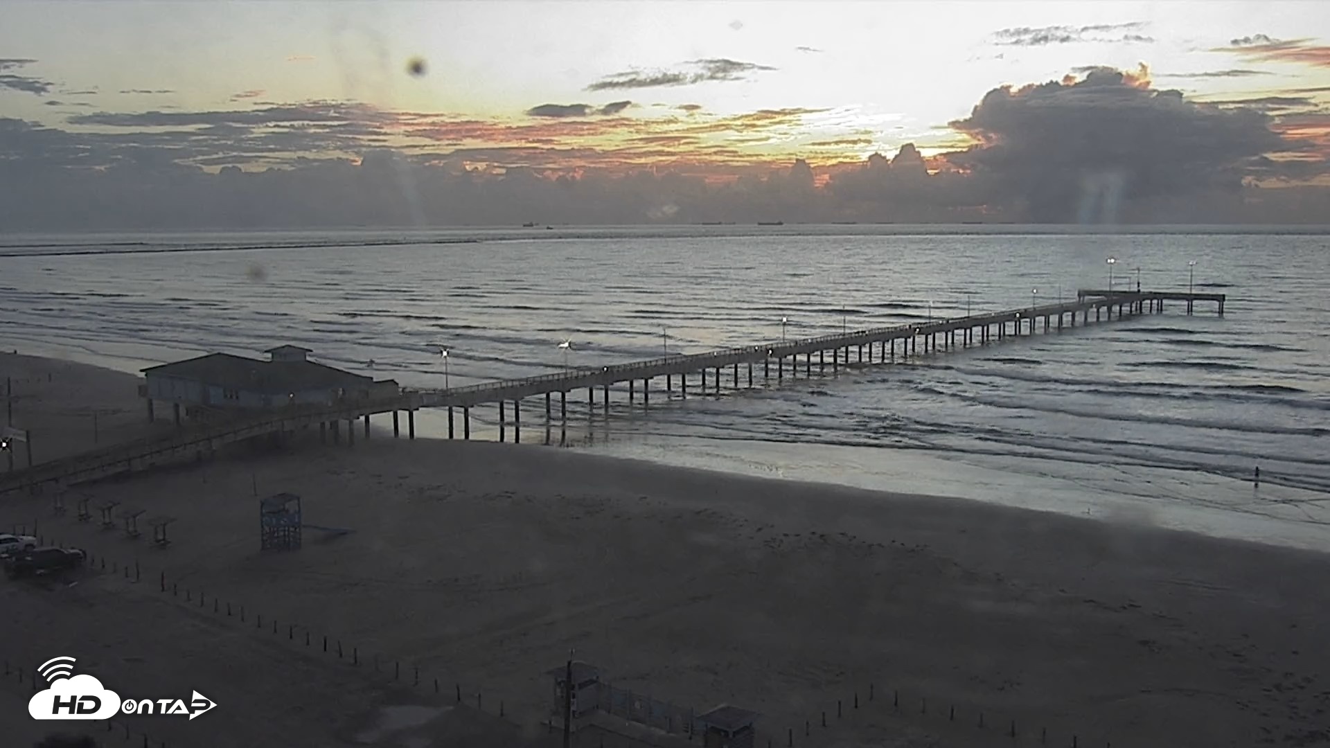 Snapshot of The Dunes - Port Aransas Live Beach Cam taken Oct 28, 2026, 7:33am CDT