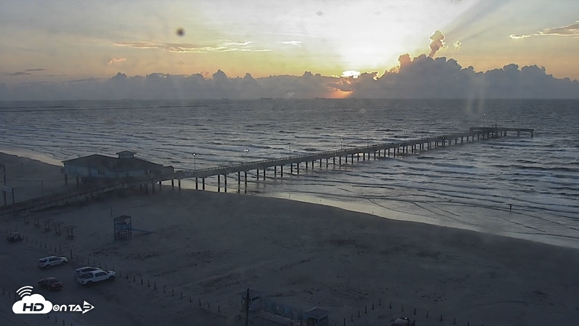 Snapshot of The Dunes - Port Aransas Live Beach Cam taken Oct 14, 2026, 7:36am CDT