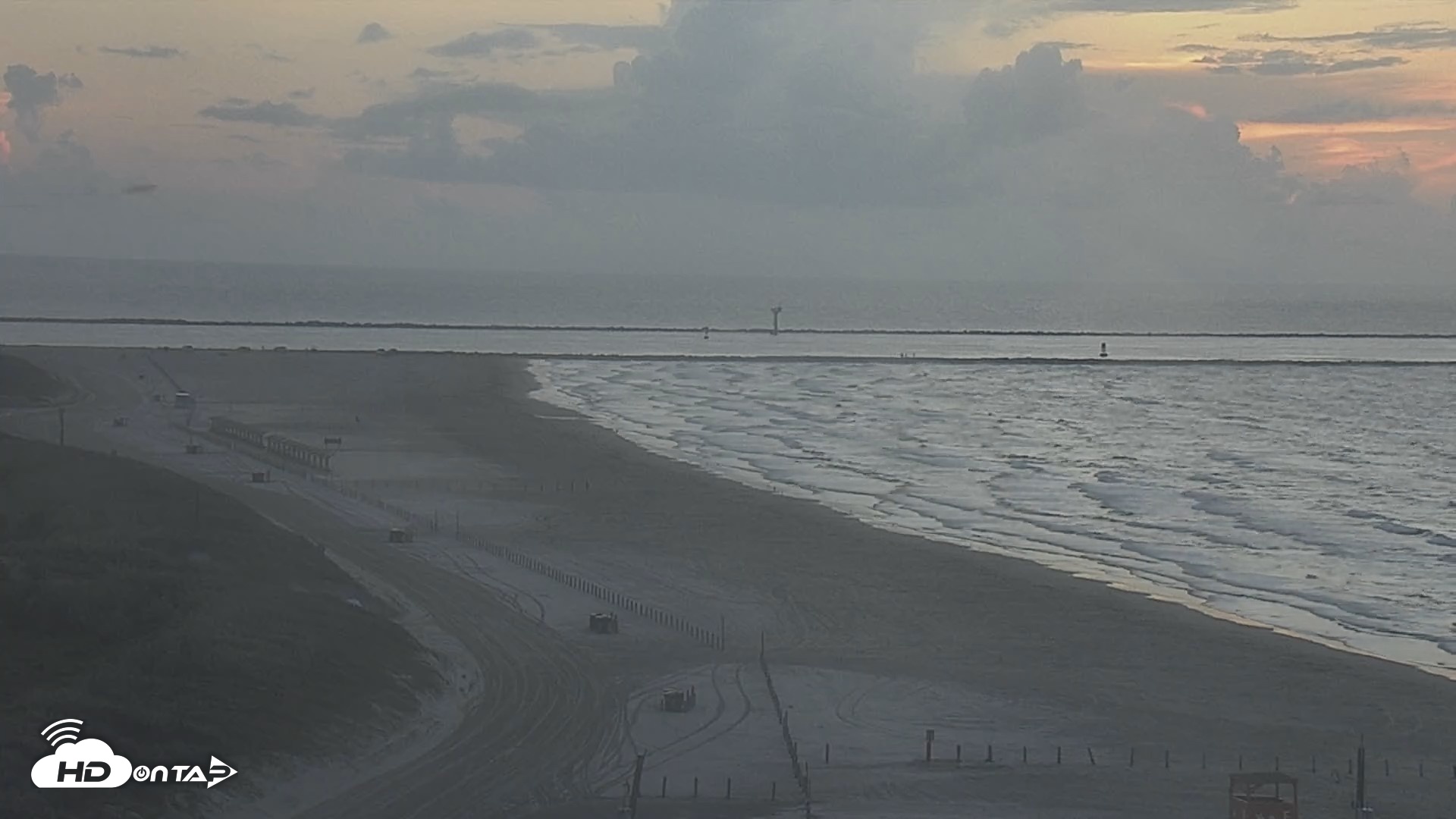 Snapshot of The Dunes - Port Aransas Live Beach Cam taken Sep 9, 2026, 7:07am CDT