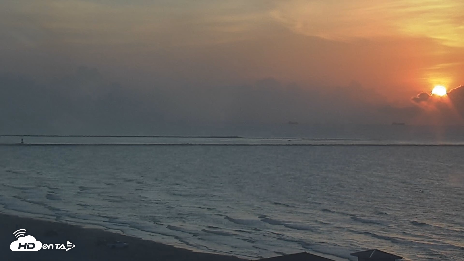 Snapshot of The Dunes - Port Aransas Live Beach Cam taken Aug 24, 2026, 7:13am CDT