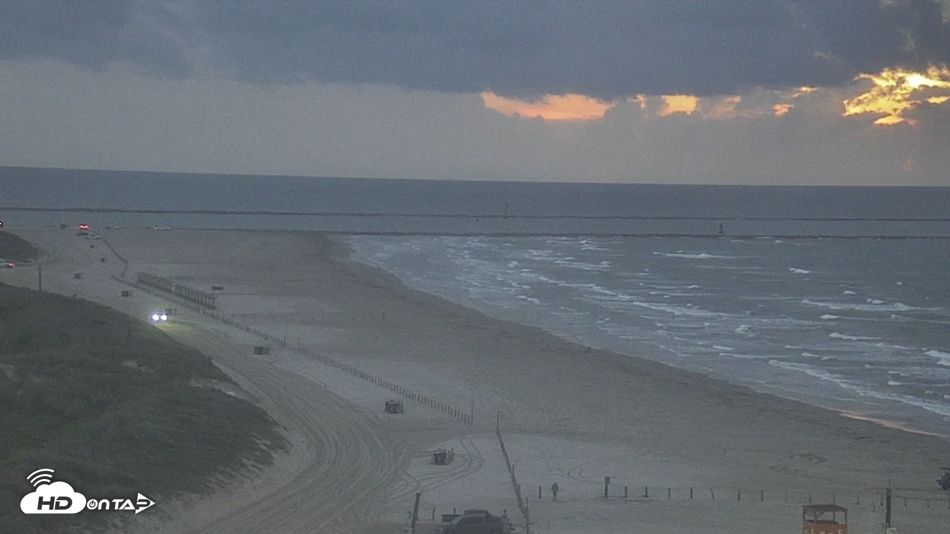 Snapshot of The Dunes - Port Aransas Live Beach Cam taken Sep 10, 2026, 7:01am CDT
