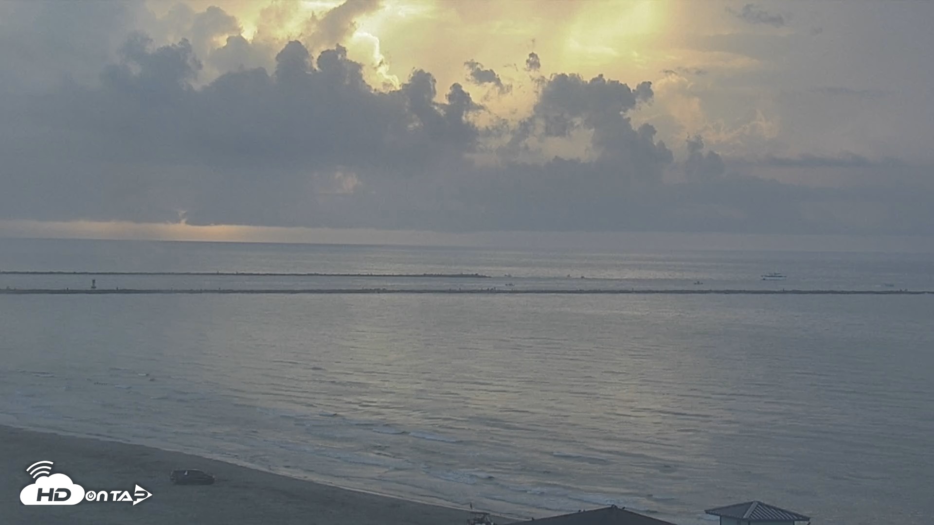 Snapshot of The Dunes - Port Aransas Live Beach Cam taken Aug 29, 2026, 8:18am CDT