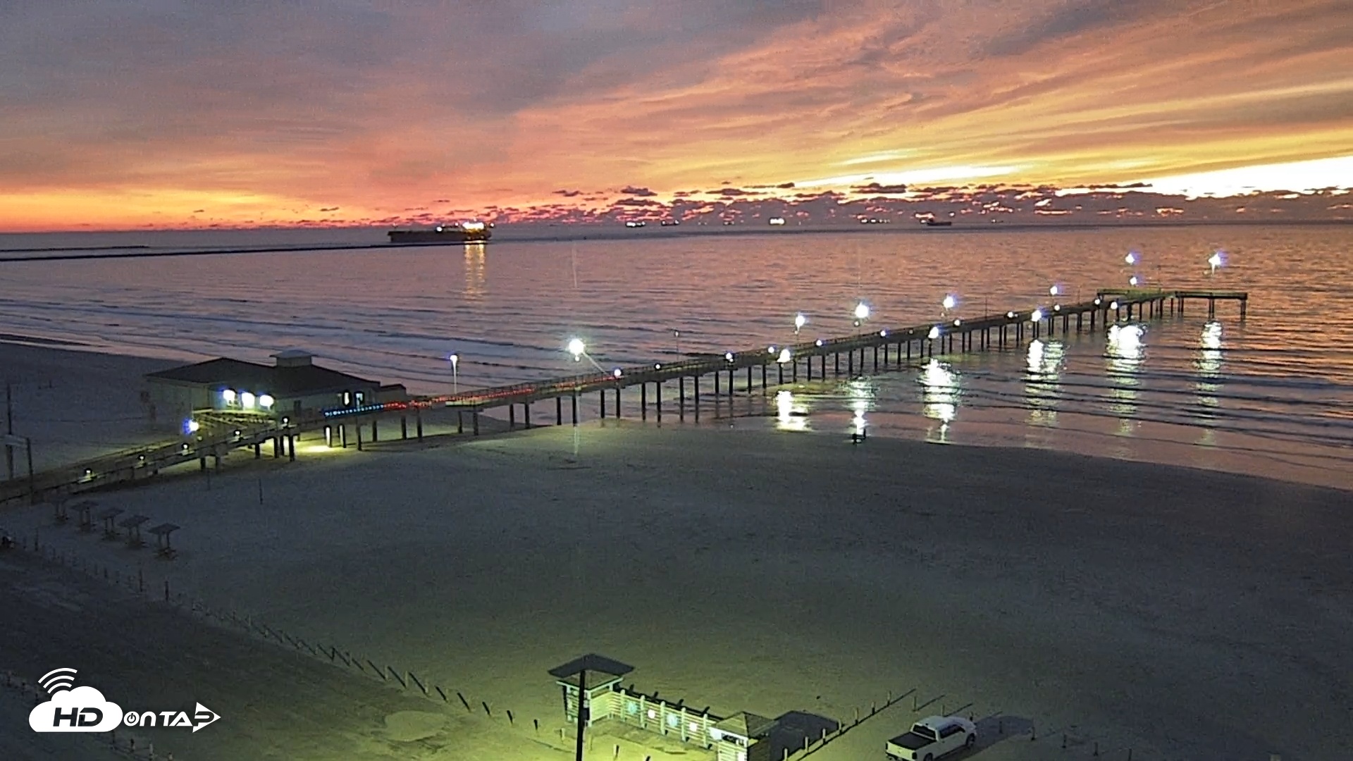 Snapshot of The Dunes - Port Aransas Live Beach Cam taken Jan 29, 2026, 6:52am CST