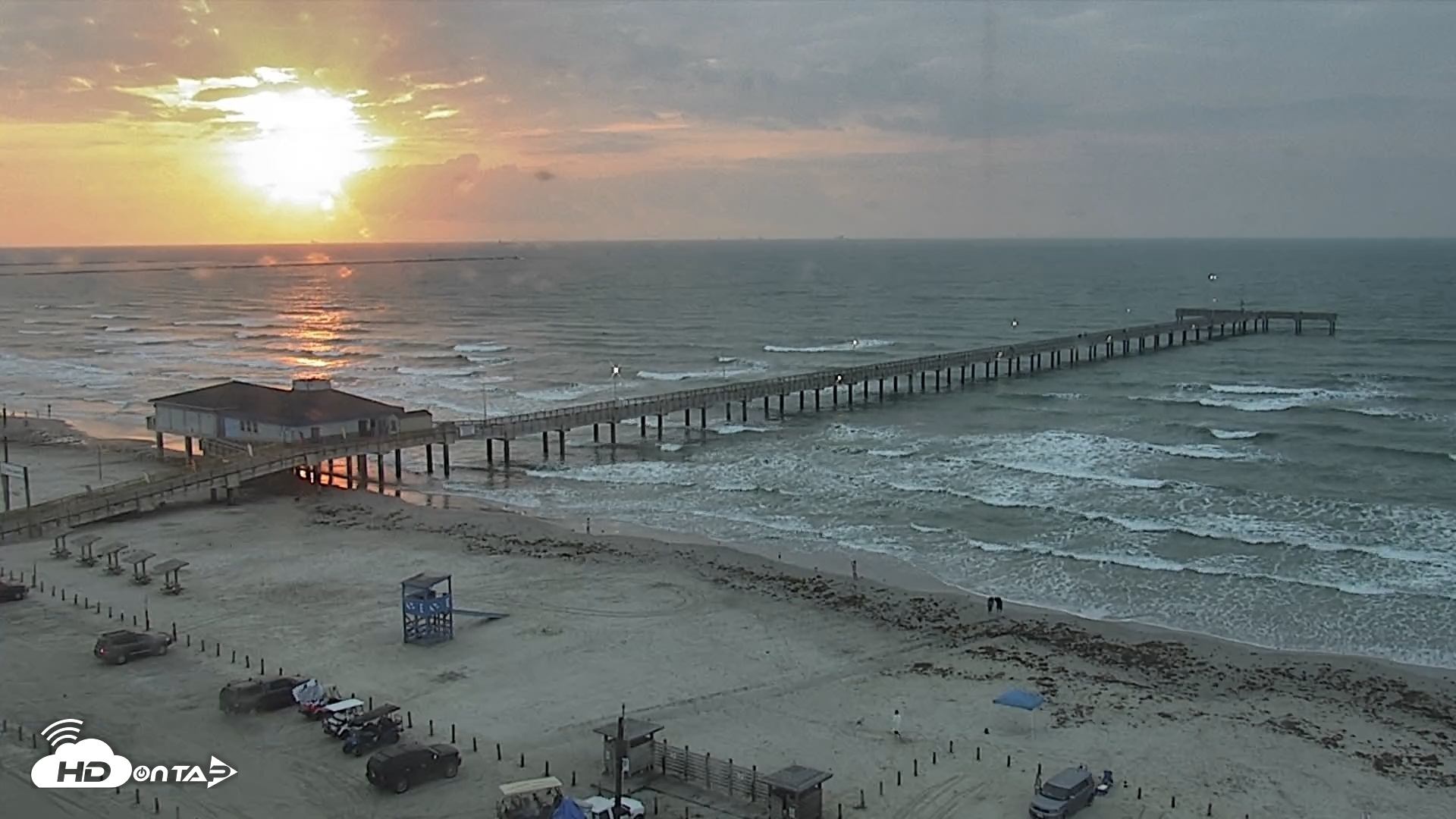 Snapshot of The Dunes - Port Aransas Live Beach Cam taken Apr 27, 2025, 7:11am CDT