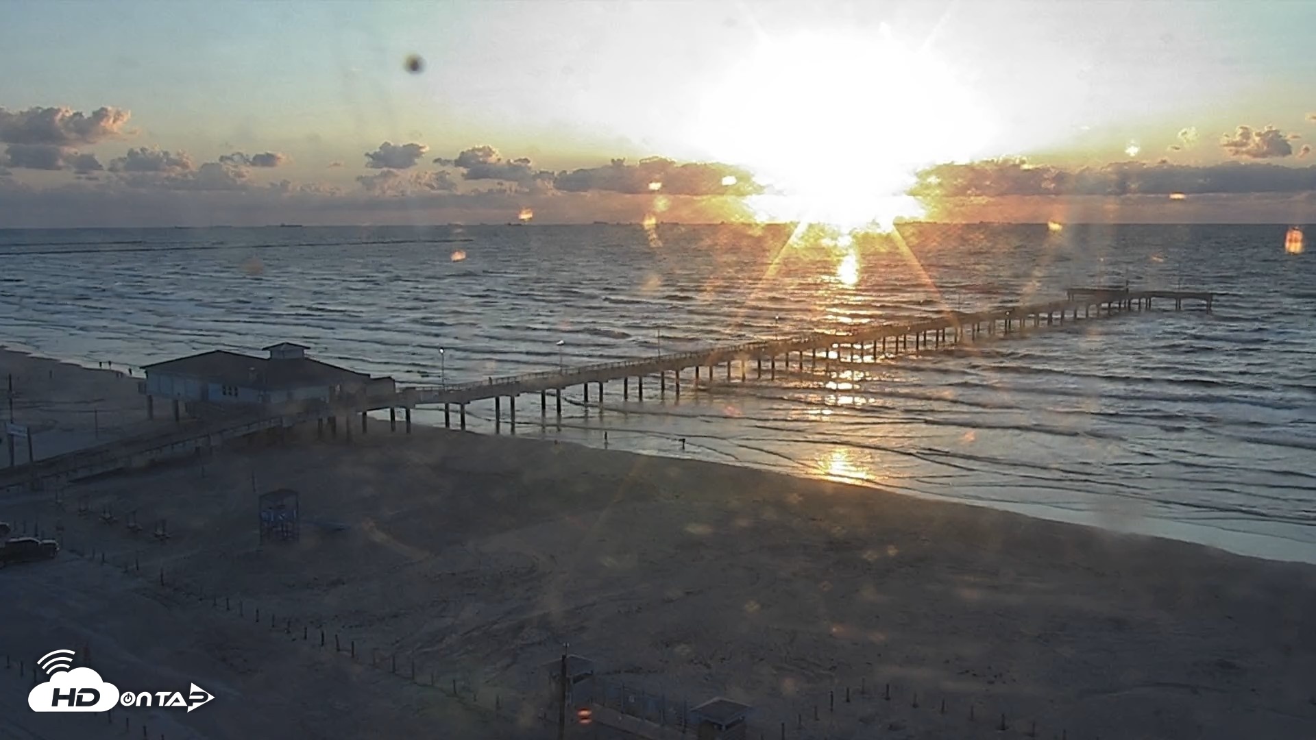 Snapshot of The Dunes - Port Aransas Live Beach Cam taken Oct 15, 2026, 7:43am CDT
