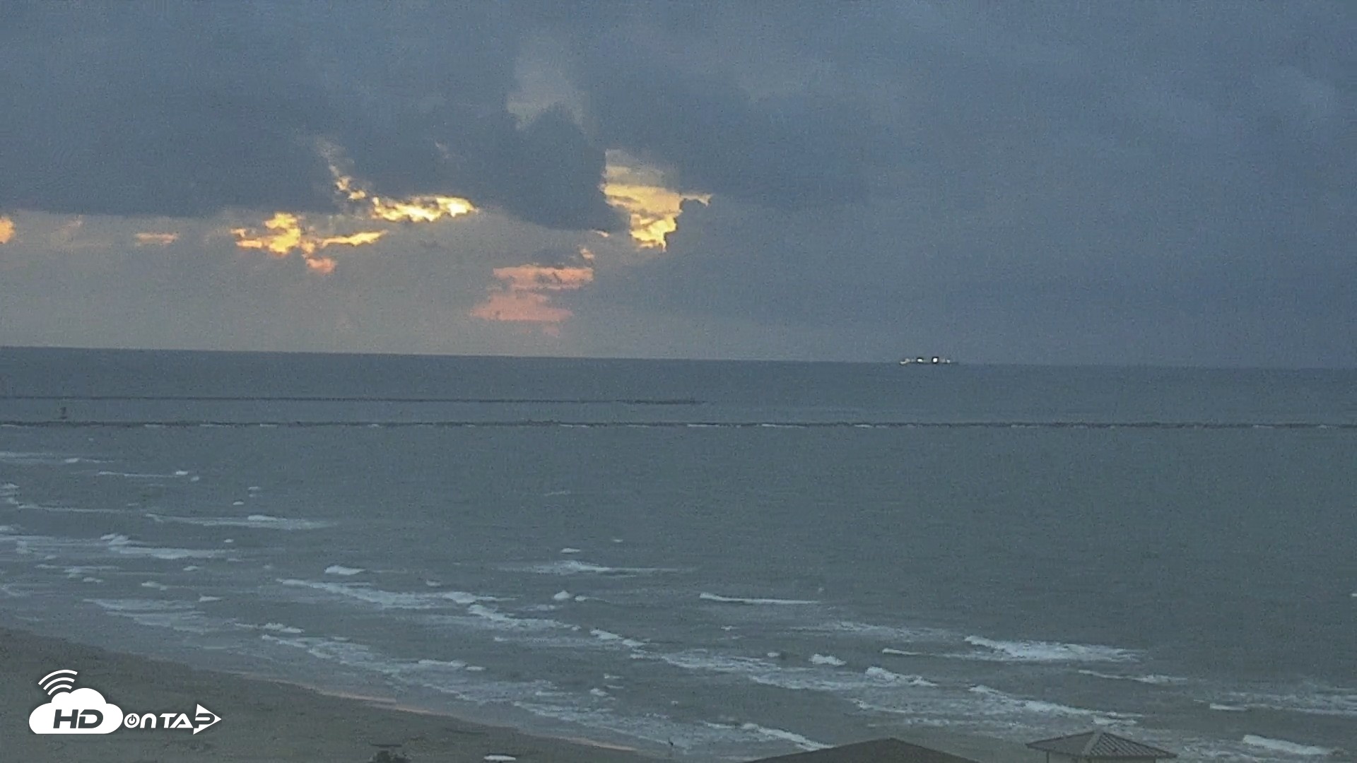 Snapshot of The Dunes - Port Aransas Live Beach Cam taken Sep 10, 2026, 6:59am CDT