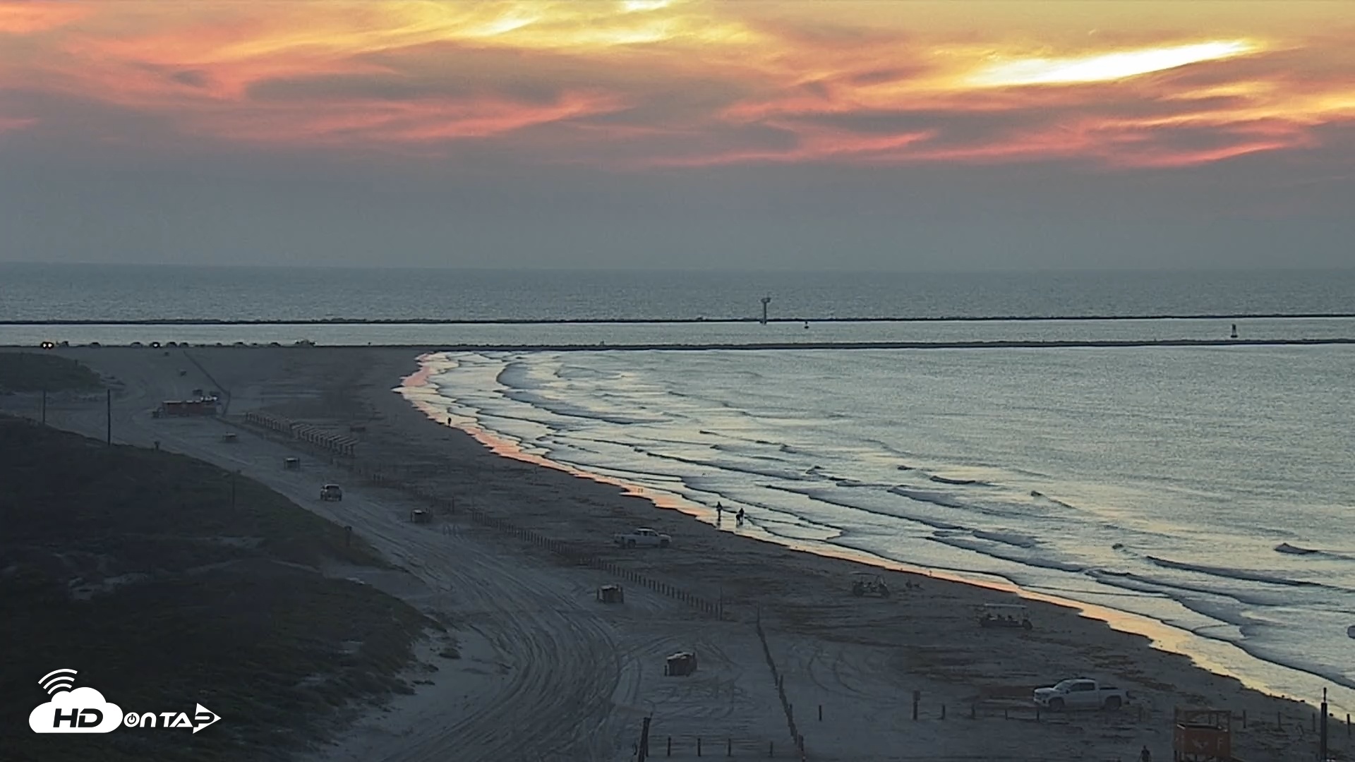 Snapshot of The Dunes - Port Aransas Live Beach Cam taken May 31, 2025, 6:20am CDT