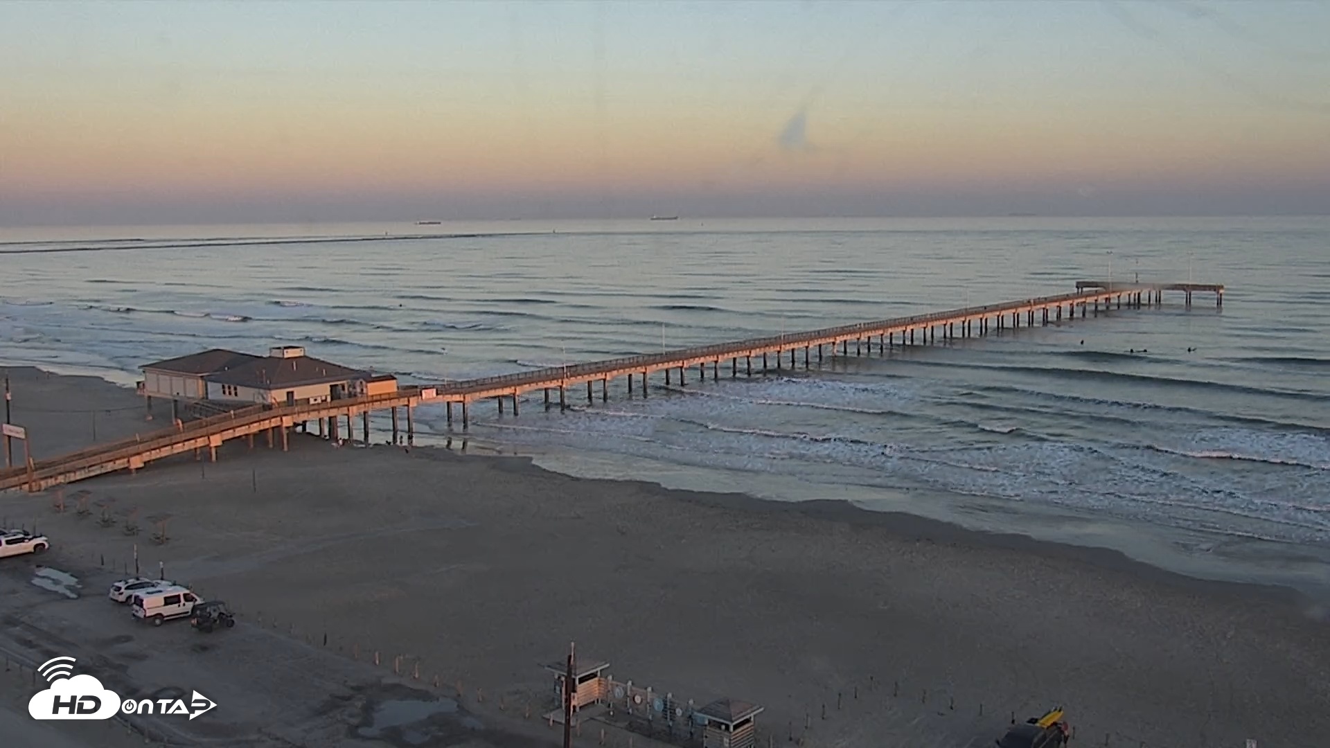 Snapshot of The Dunes - Port Aransas Live Beach Cam taken Dec 18, 2025, 5:26pm CST