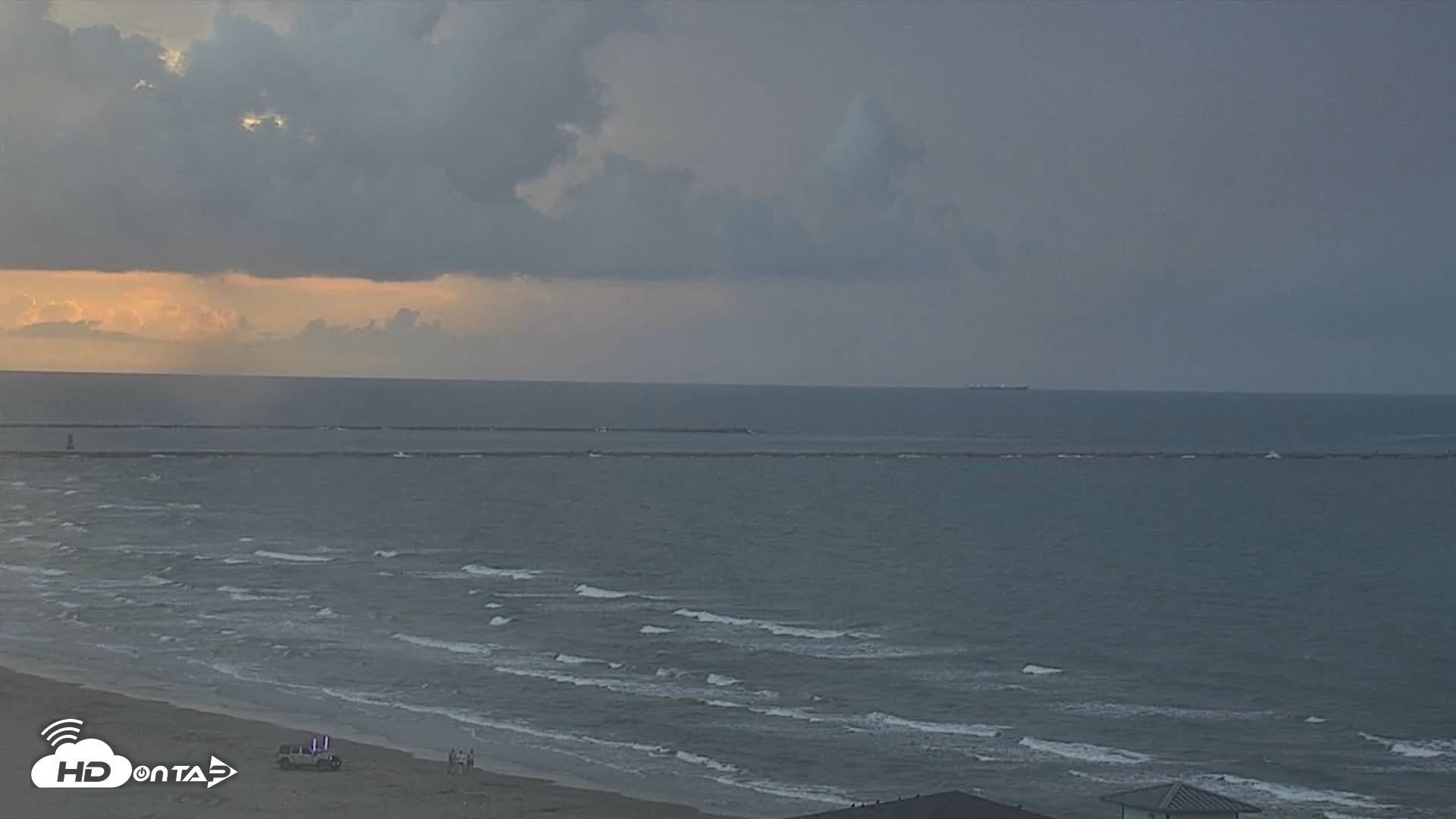 Snapshot of The Dunes - Port Aransas Live Beach Cam taken Sep 10, 2026, 7:42am CDT
