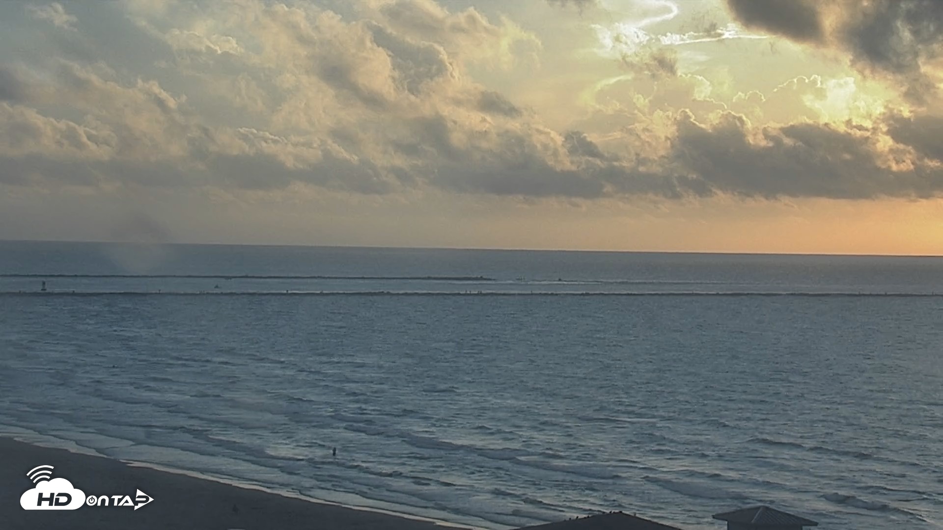 Snapshot of The Dunes - Port Aransas Live Beach Cam taken Sep 7, 2026, 7:29am CDT