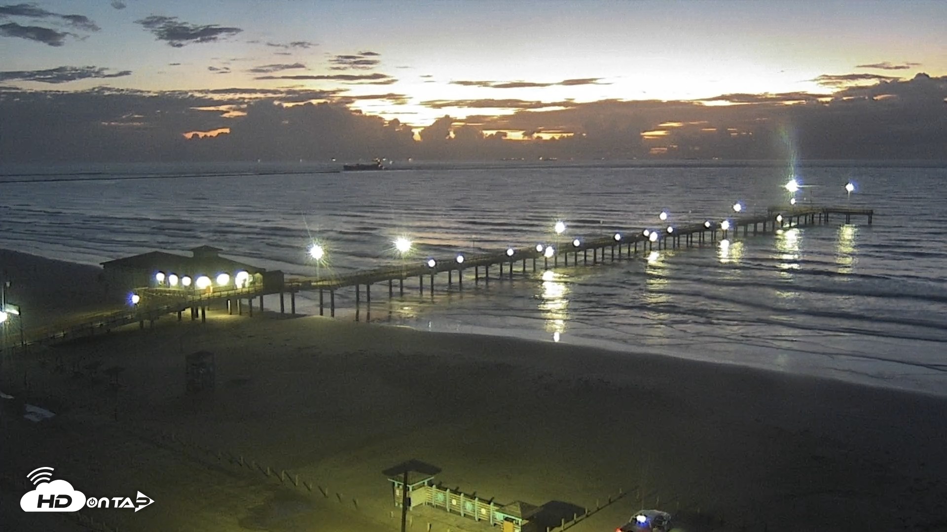 Snapshot of The Dunes - Port Aransas Live Beach Cam taken Oct 28, 2026, 7:09am CDT
