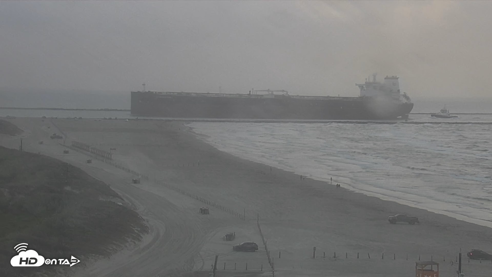 Snapshot of The Dunes - Port Aransas Live Beach Cam taken Sep 15, 2026, 7:28am CDT