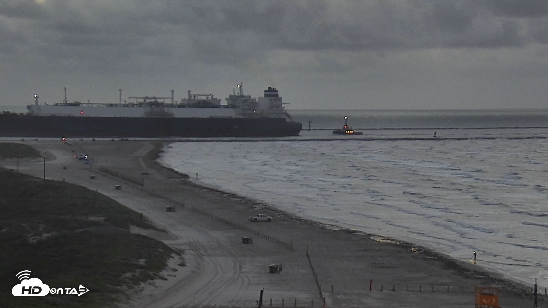 Snapshot of The Dunes - Port Aransas Live Beach Cam taken Jun 6, 2025, 6:15am CDT