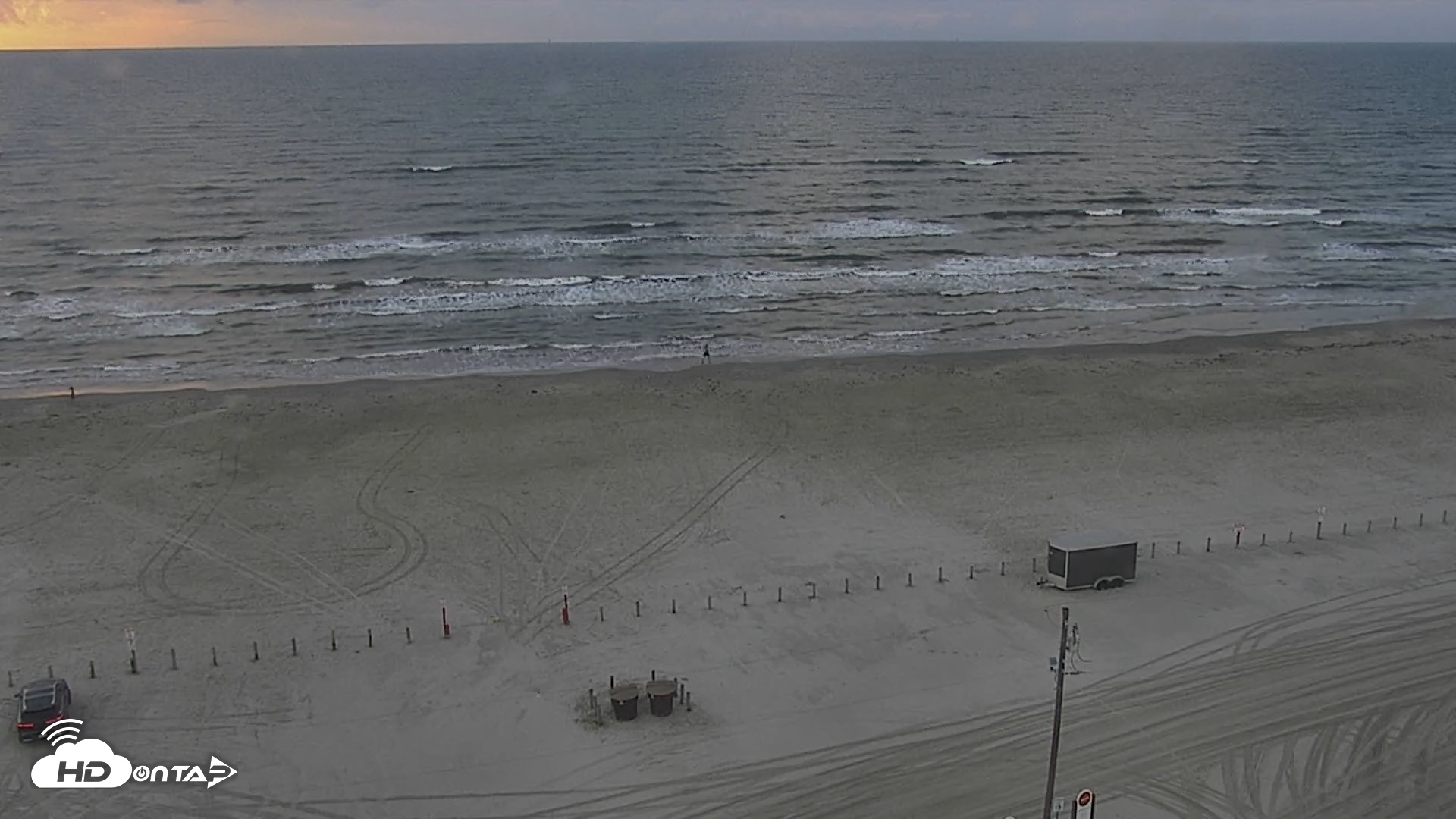 Snapshot of The Dunes - Port Aransas Live Beach Cam taken Sep 9, 2026, 7:32am CDT