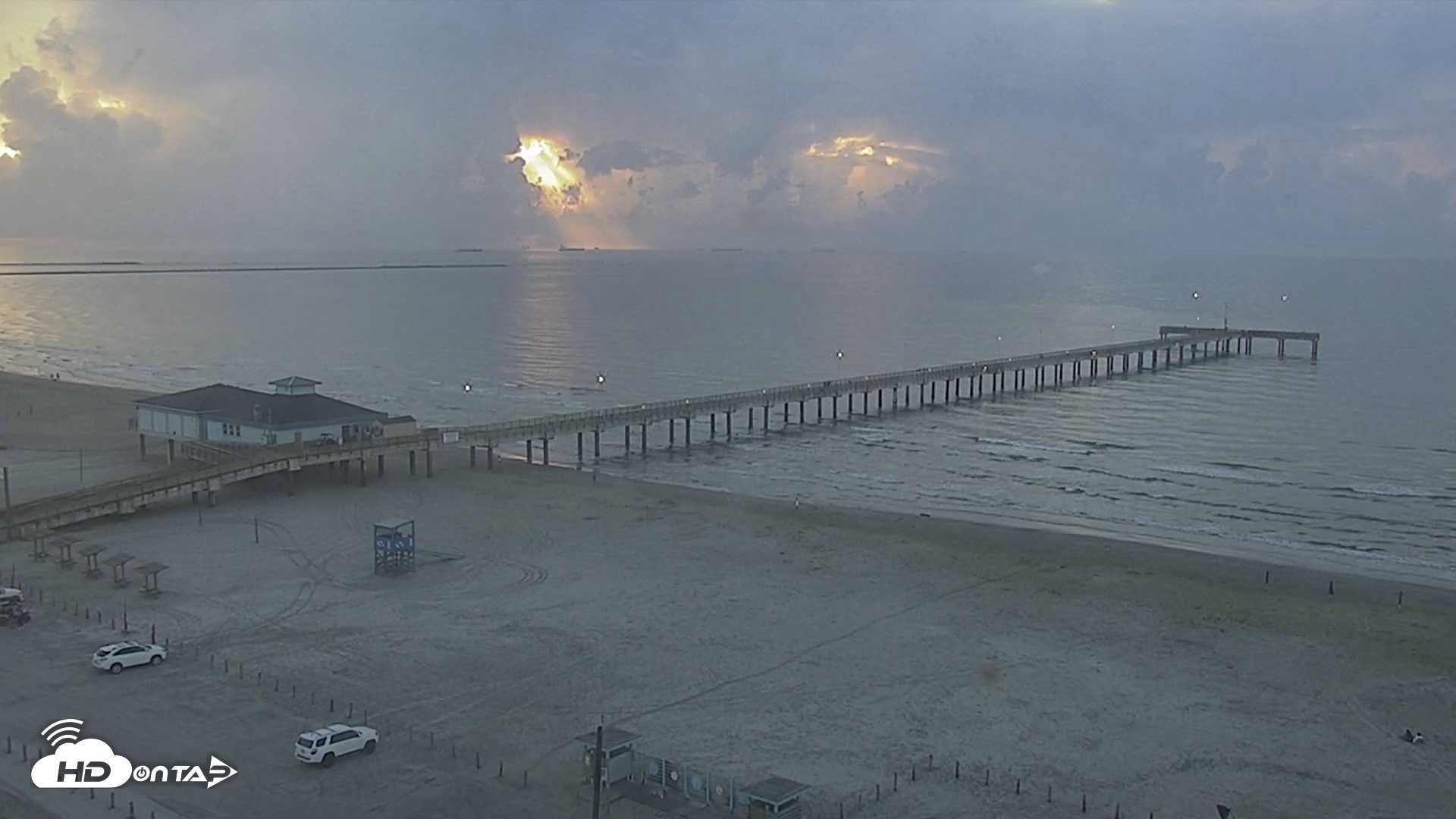 Snapshot of The Dunes - Port Aransas Live Beach Cam taken Aug 29, 2026, 7:40am CDT
