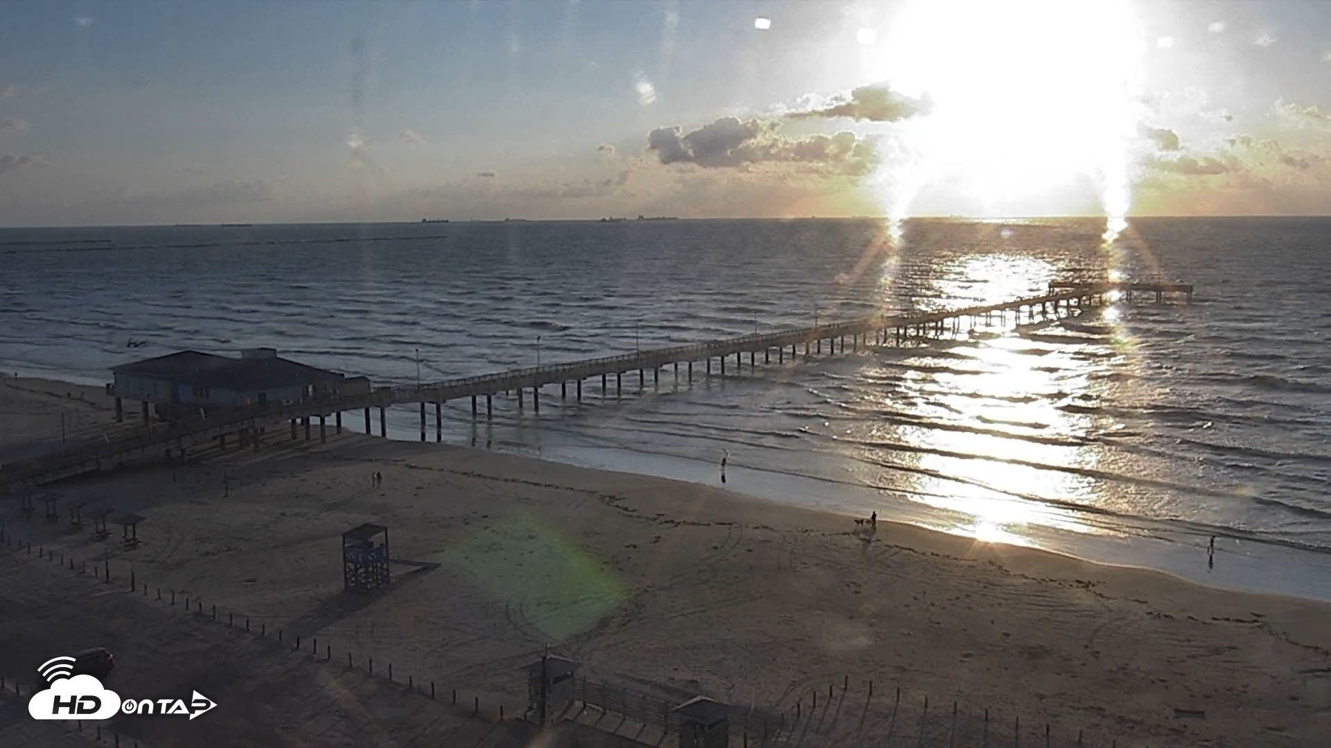 Snapshot of The Dunes - Port Aransas Live Beach Cam taken Oct 28, 2025, 8:13am CDT