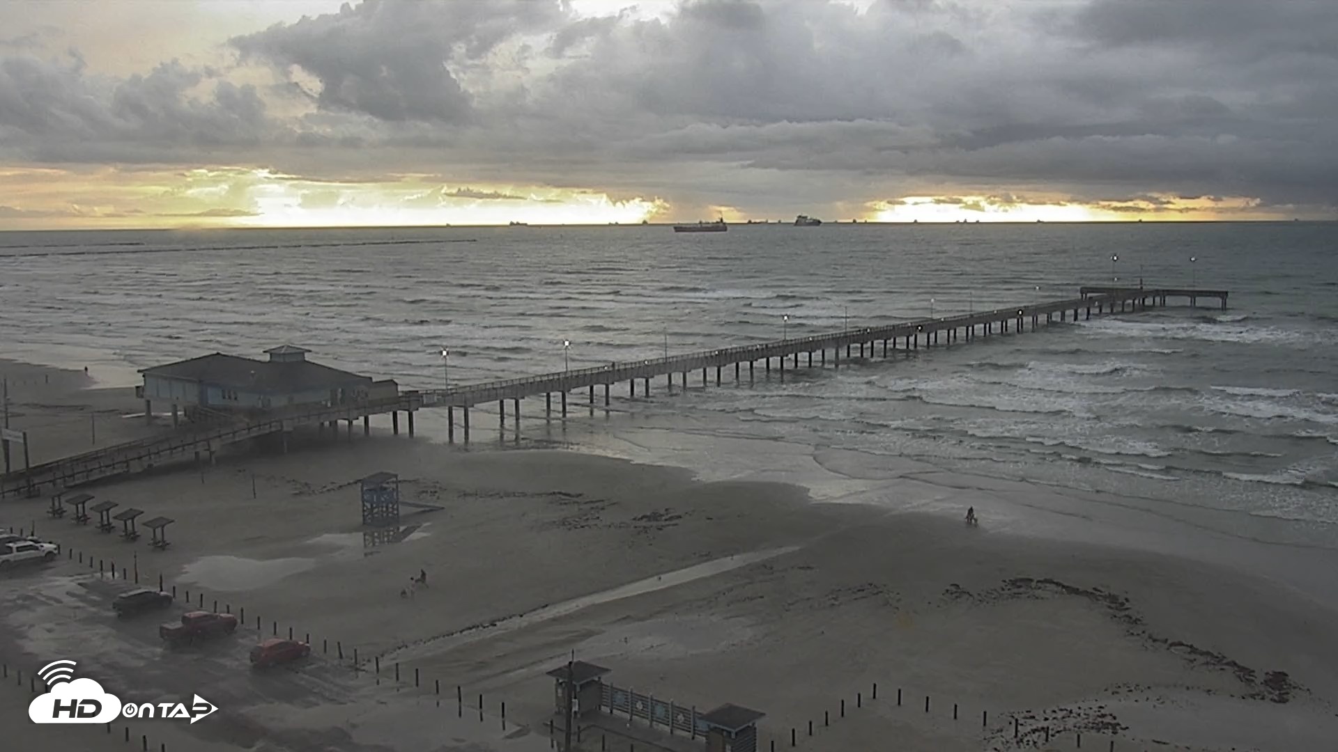 Snapshot of The Dunes - Port Aransas Live Beach Cam taken Oct 2, 2026, 7:58am CDT
