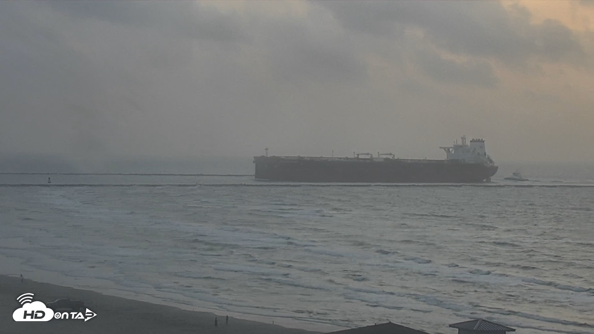 Snapshot of The Dunes - Port Aransas Live Beach Cam taken Sep 15, 2026, 7:26am CDT