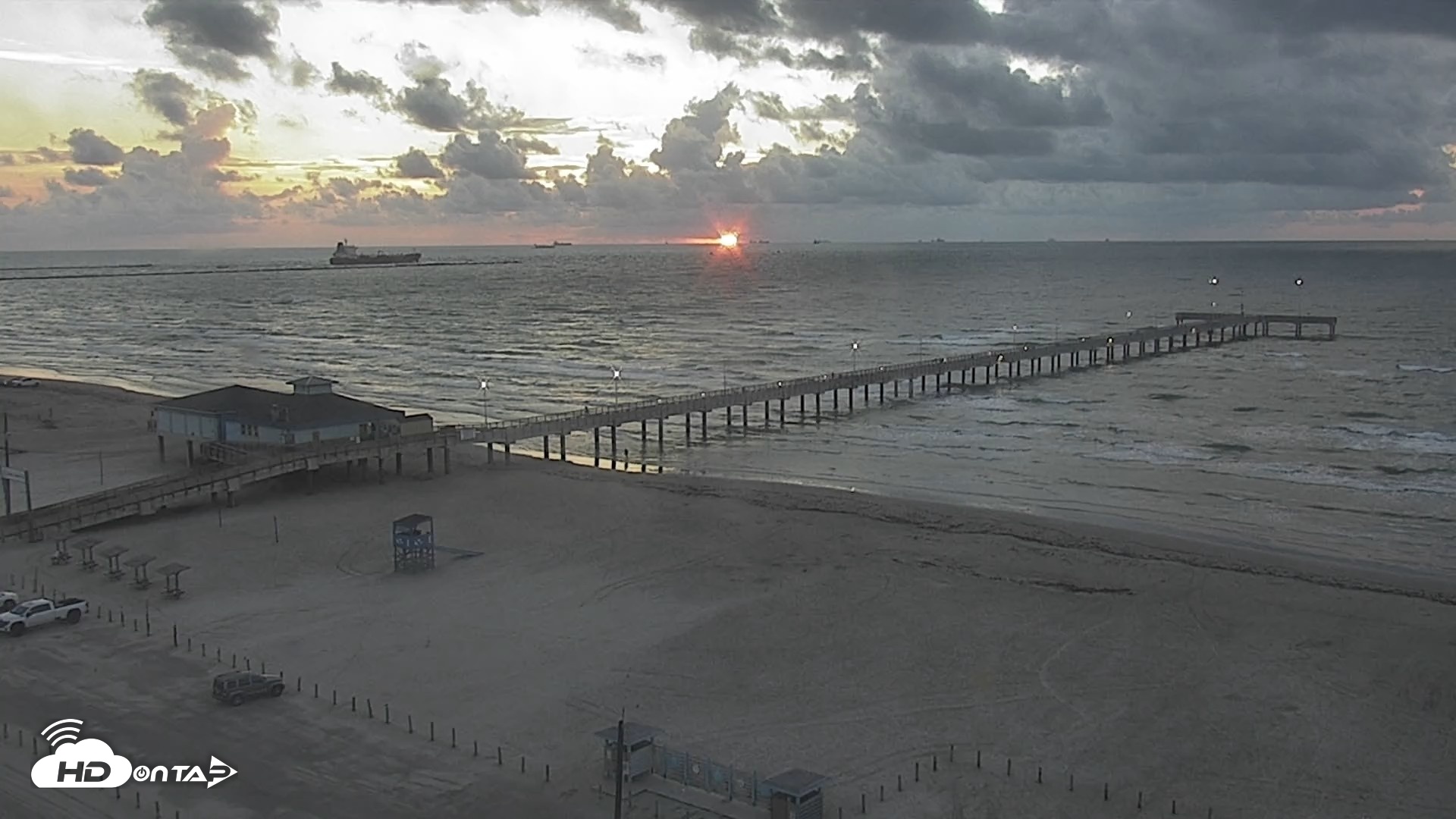 Snapshot of The Dunes - Port Aransas Live Beach Cam taken Sep 29, 2026, 7:22am CDT