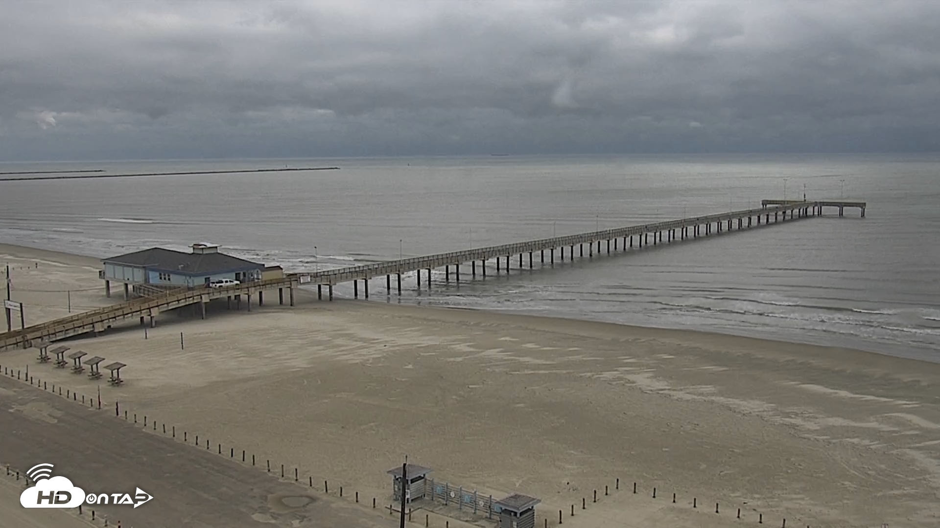 Snapshot of The Dunes - Port Aransas Live Beach Cam taken Jan 26, 2026, 9:51am CST