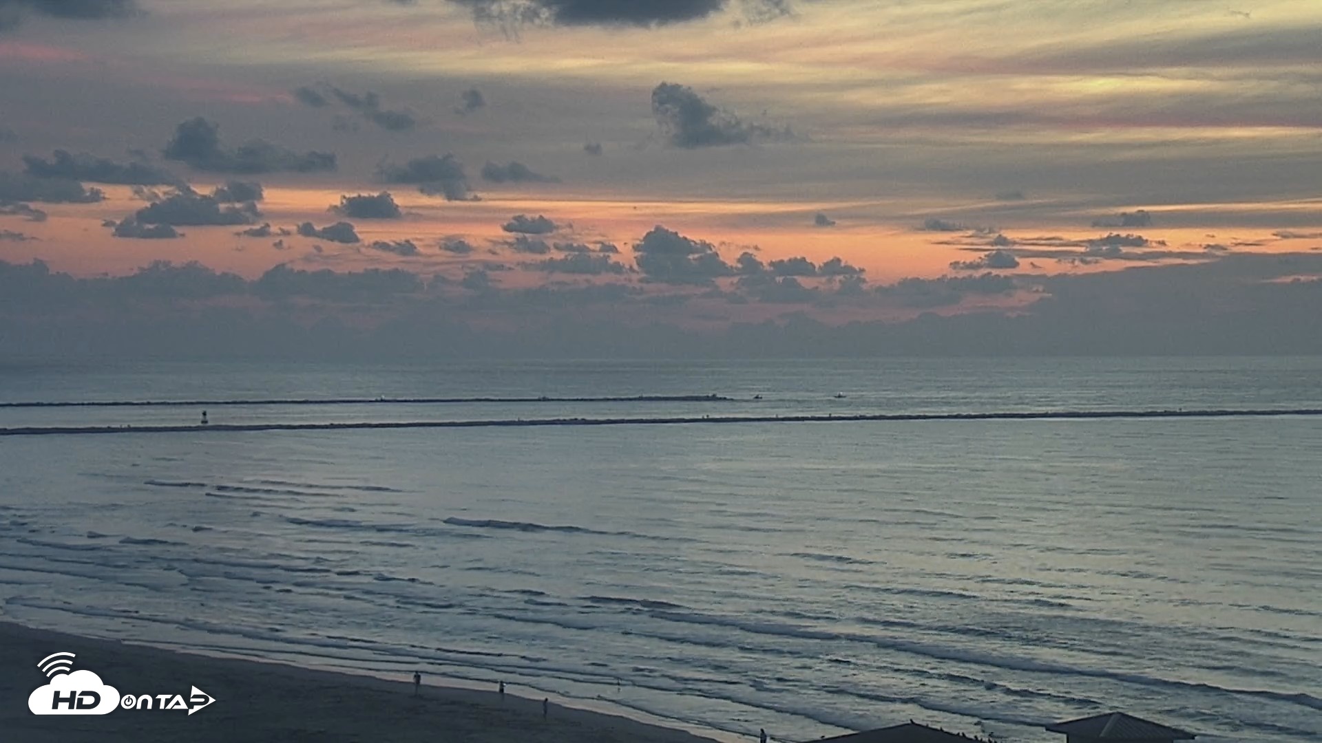 Snapshot of The Dunes - Port Aransas Live Beach Cam taken Sep 27, 2026, 7:03am CDT