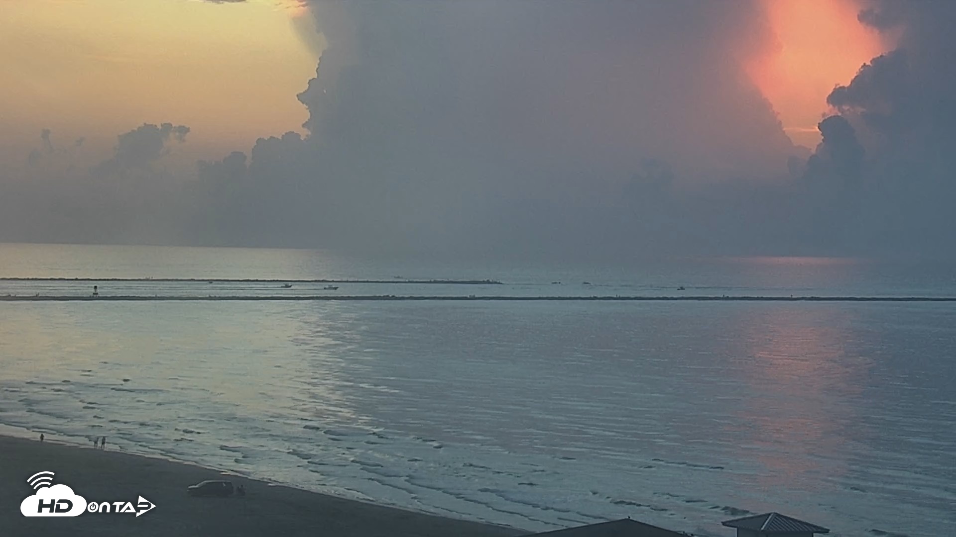 Snapshot of The Dunes - Port Aransas Live Beach Cam taken Aug 29, 2026, 7:04am CDT