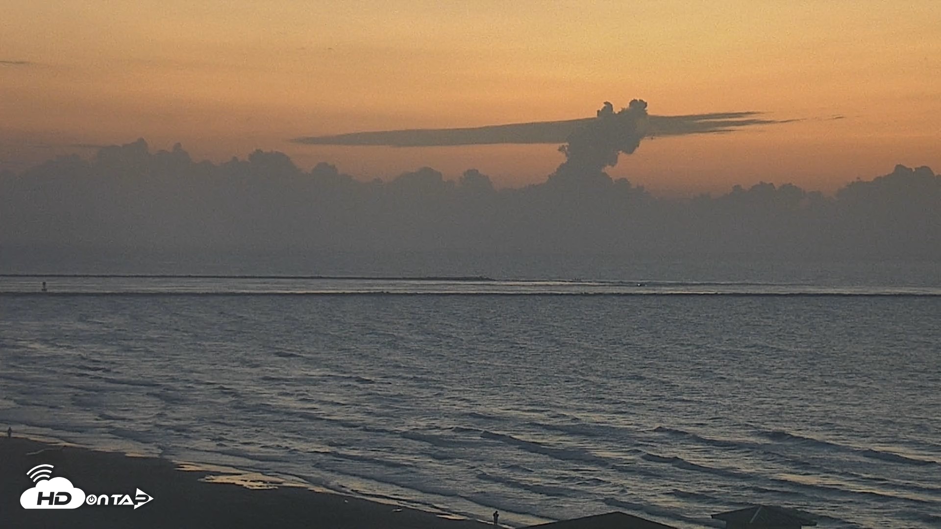 Snapshot of The Dunes - Port Aransas Live Beach Cam taken Aug 26, 2026, 6:40am CDT