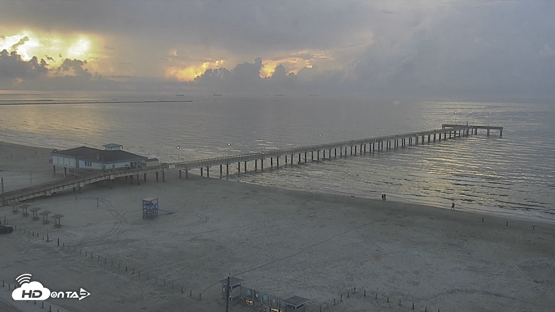 Snapshot of The Dunes - Port Aransas Live Beach Cam taken Aug 29, 2026, 8:19am CDT