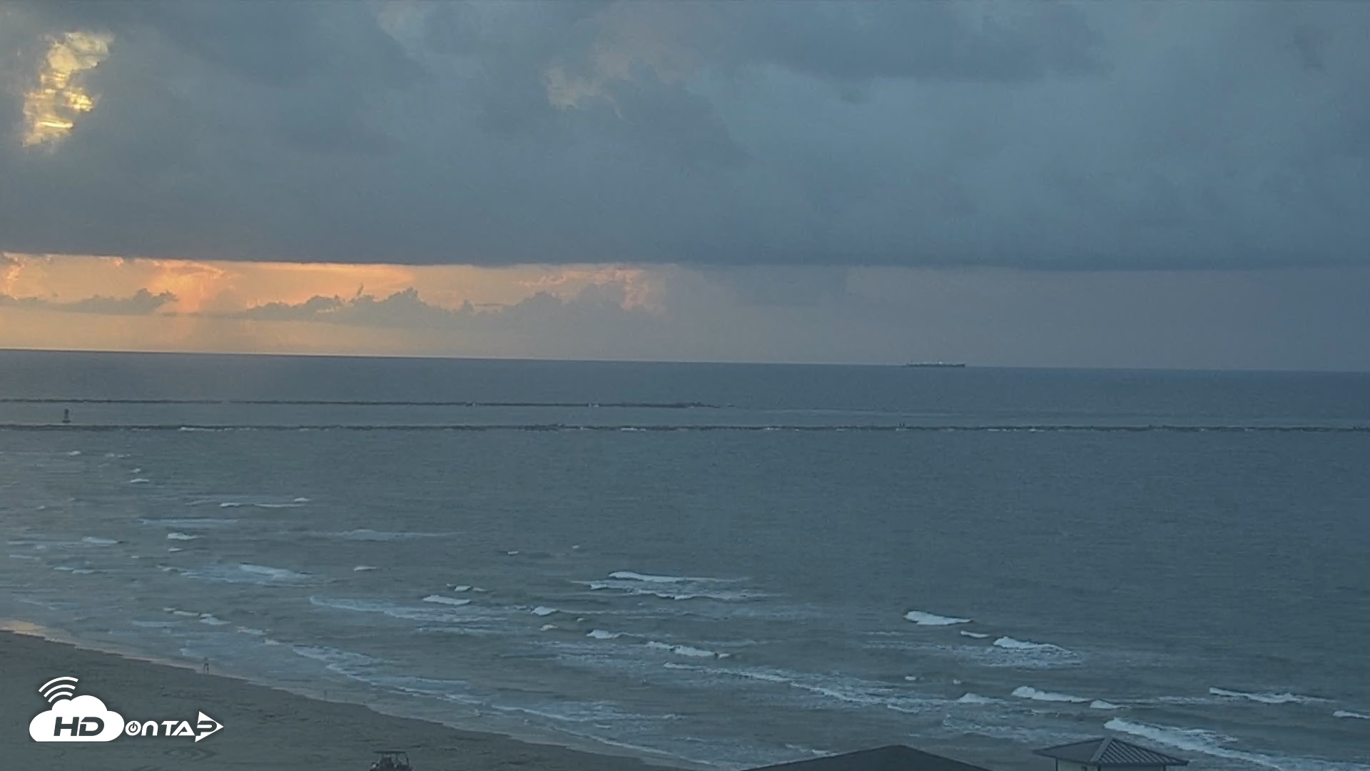 Snapshot of The Dunes - Port Aransas Live Beach Cam taken Sep 10, 2026, 7:24am CDT