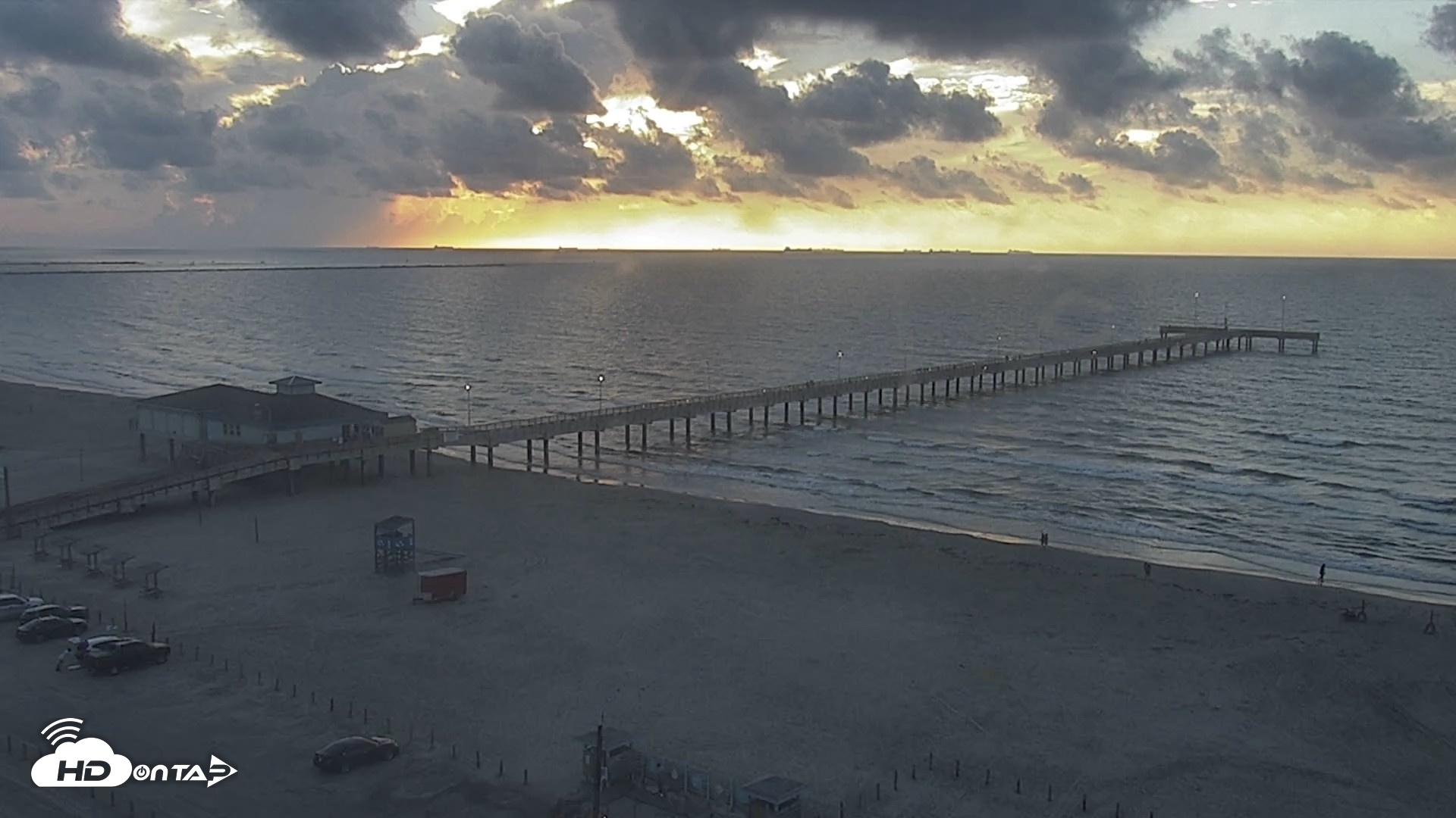 Snapshot of The Dunes - Port Aransas Live Beach Cam taken Sep 6, 2026, 7:42am CDT