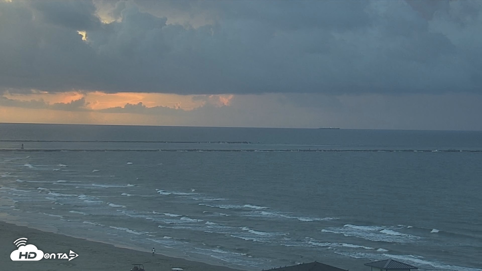Snapshot of The Dunes - Port Aransas Live Beach Cam taken Sep 10, 2026, 7:21am CDT