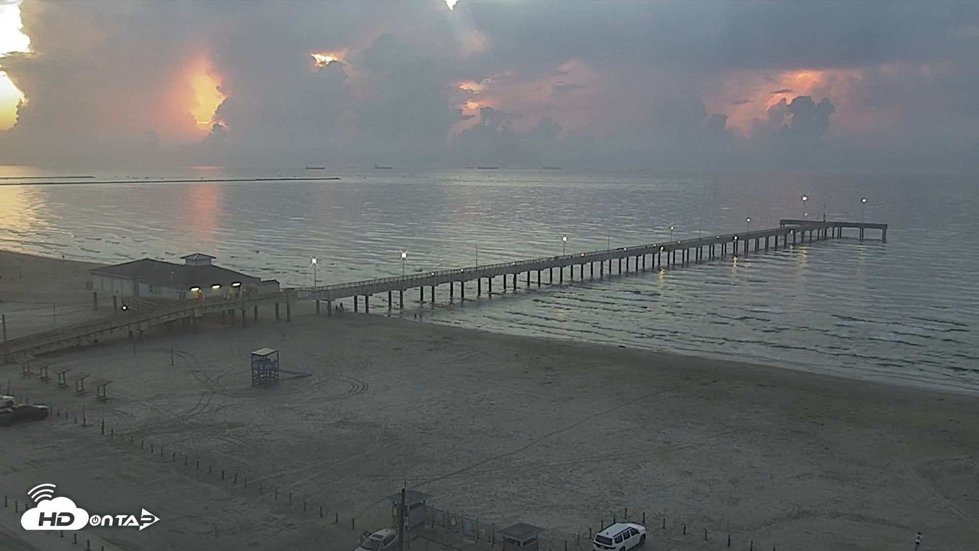 Snapshot of The Dunes - Port Aransas Live Beach Cam taken Aug 29, 2026, 7:03am CDT