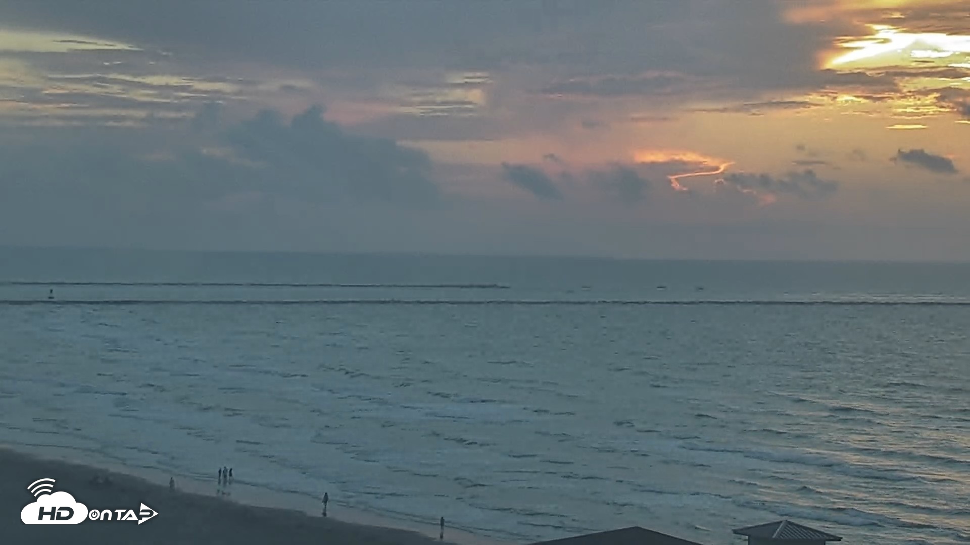 Snapshot of The Dunes - Port Aransas Live Beach Cam taken Sep 4, 2026, 7:06am CDT