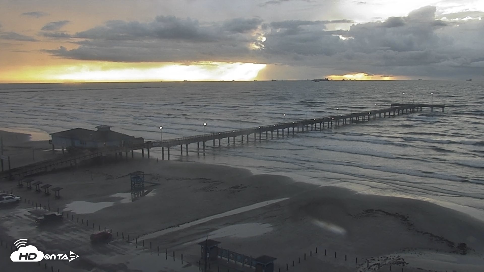 Snapshot of The Dunes - Port Aransas Live Beach Cam taken Oct 2, 2026, 7:41am CDT