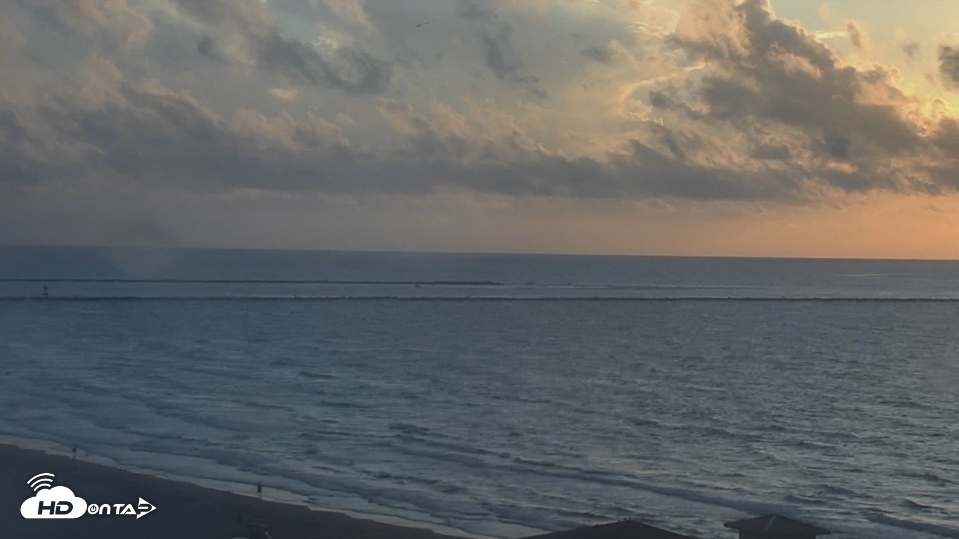 Snapshot of The Dunes - Port Aransas Live Beach Cam taken Sep 7, 2026, 7:27am CDT