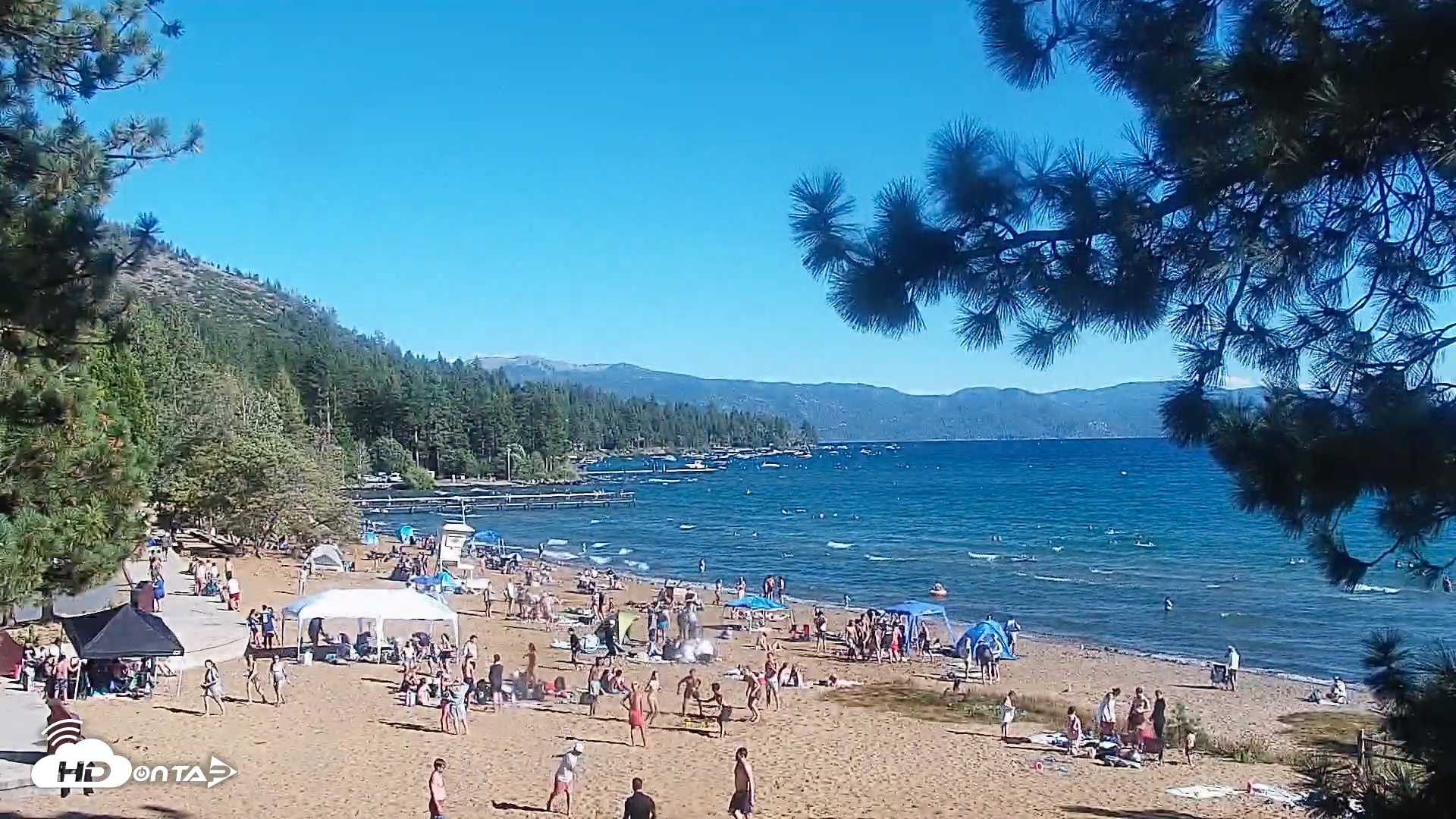 Snapshot of Kings Beach North Lake Tahoe Live Webcam taken Aug 29, 2026, 4:40pm PDT