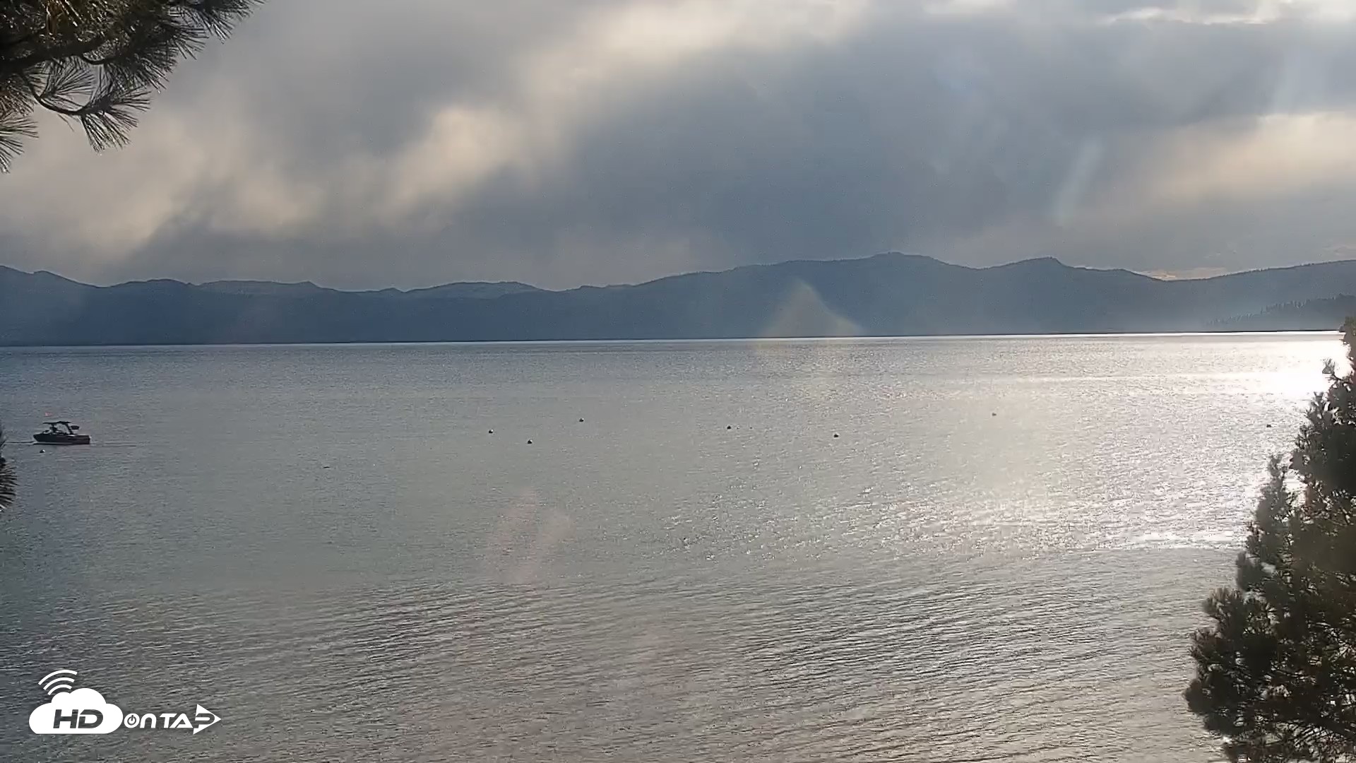 Snapshot of Kings Beach North Lake Tahoe Live Webcam taken Oct 20, 2026, 3:58pm PDT
