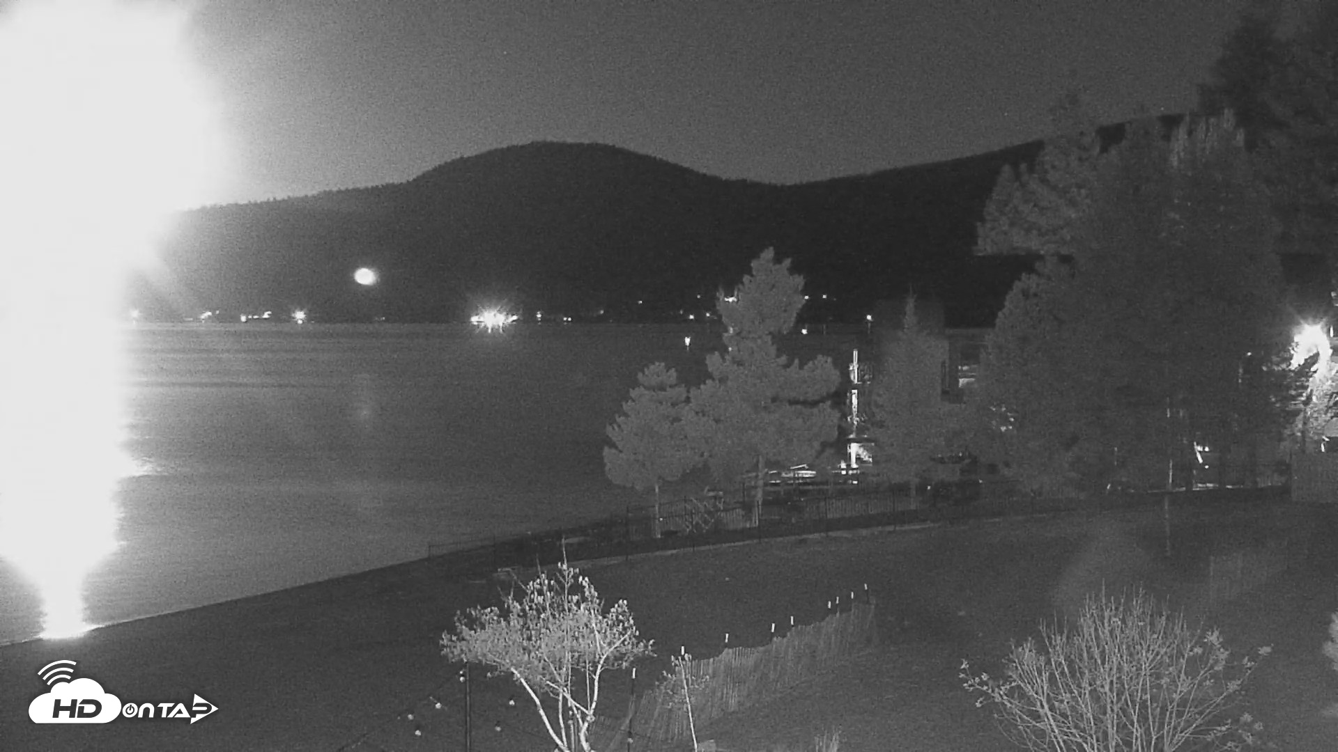 Snapshot of Kings Beach North Lake Tahoe Live Webcam taken Apr 30, 2026, 4:50am PDT