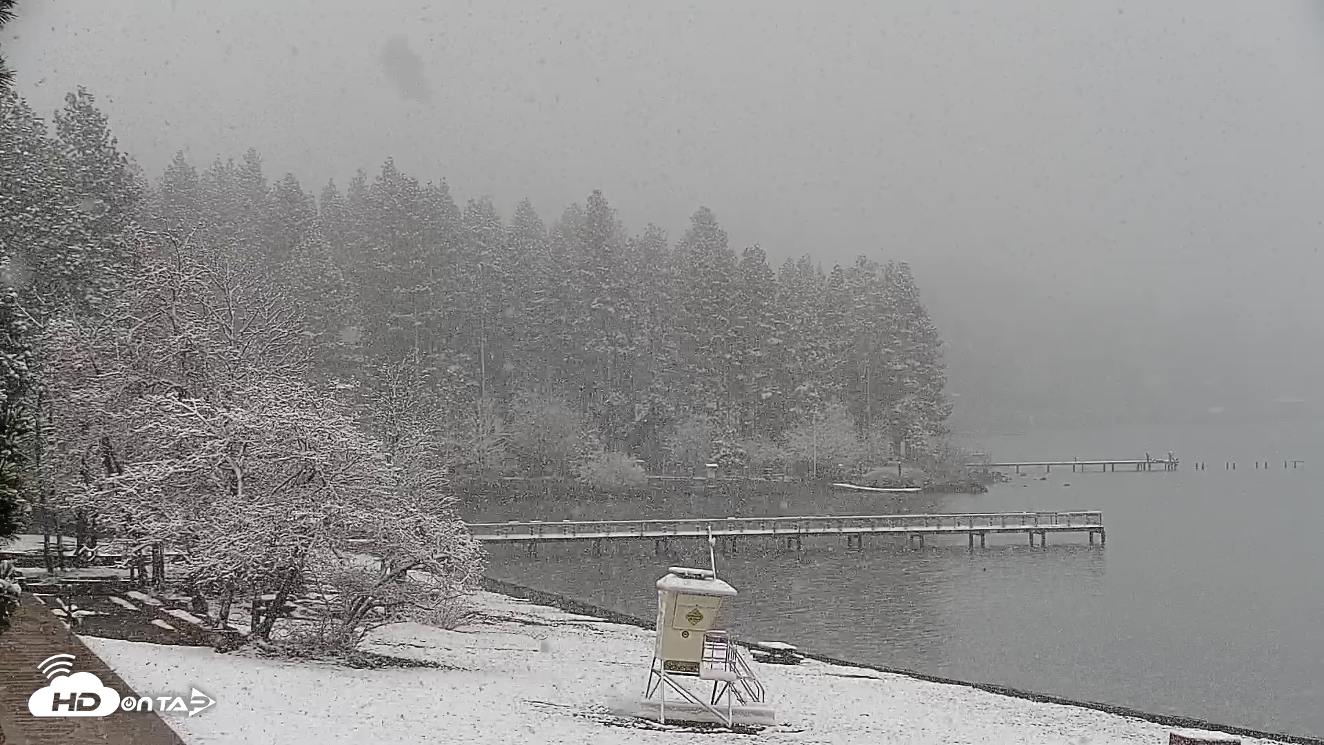 Snapshot of Kings Beach North Lake Tahoe Live Webcam taken Apr 26, 2025, 8:47am PDT