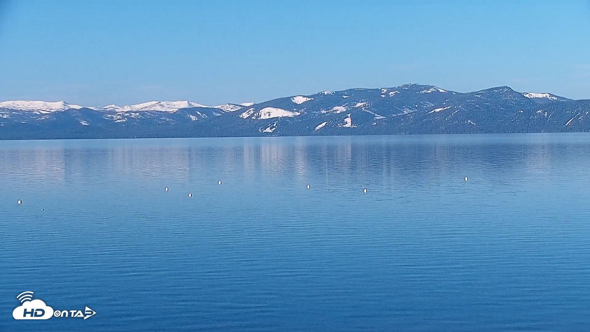 Snapshot of Kings Beach North Lake Tahoe Live Webcam taken Apr 29, 2025, 7:35am PDT