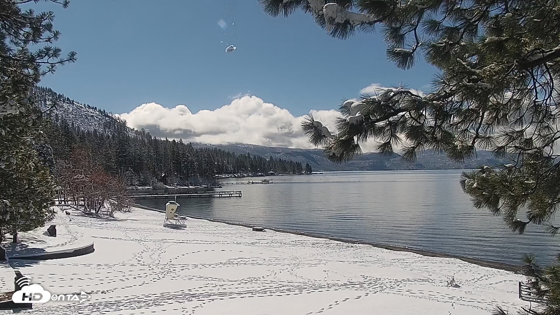 Snapshot of Kings Beach North Lake Tahoe Live Webcam taken Apr 13, 2026, 9:55am PDT