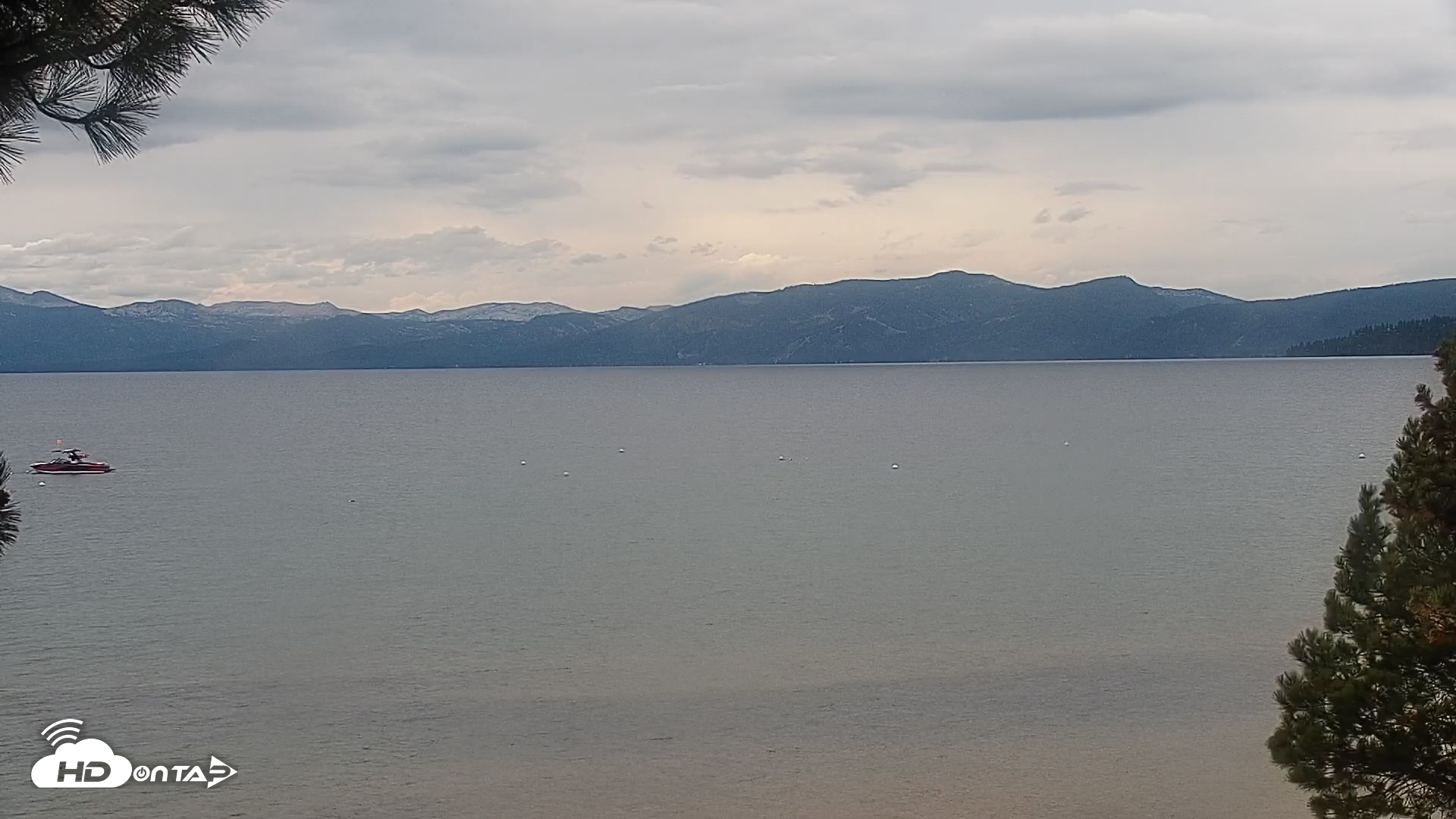 Snapshot of Kings Beach North Lake Tahoe Live Webcam taken Oct 21, 2026, 11:44am PDT