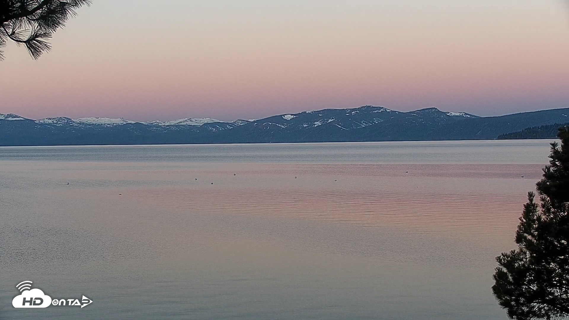 Snapshot of Kings Beach North Lake Tahoe Live Webcam taken Apr 30, 2026, 6:02am PDT