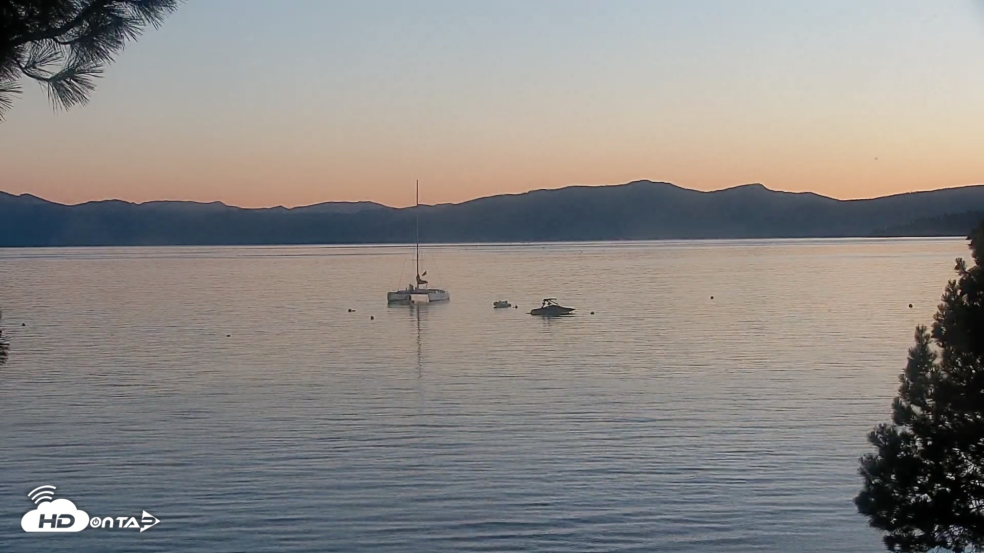 Snapshot of Kings Beach North Lake Tahoe Live Webcam taken Oct 7, 2026, 6:33pm PDT