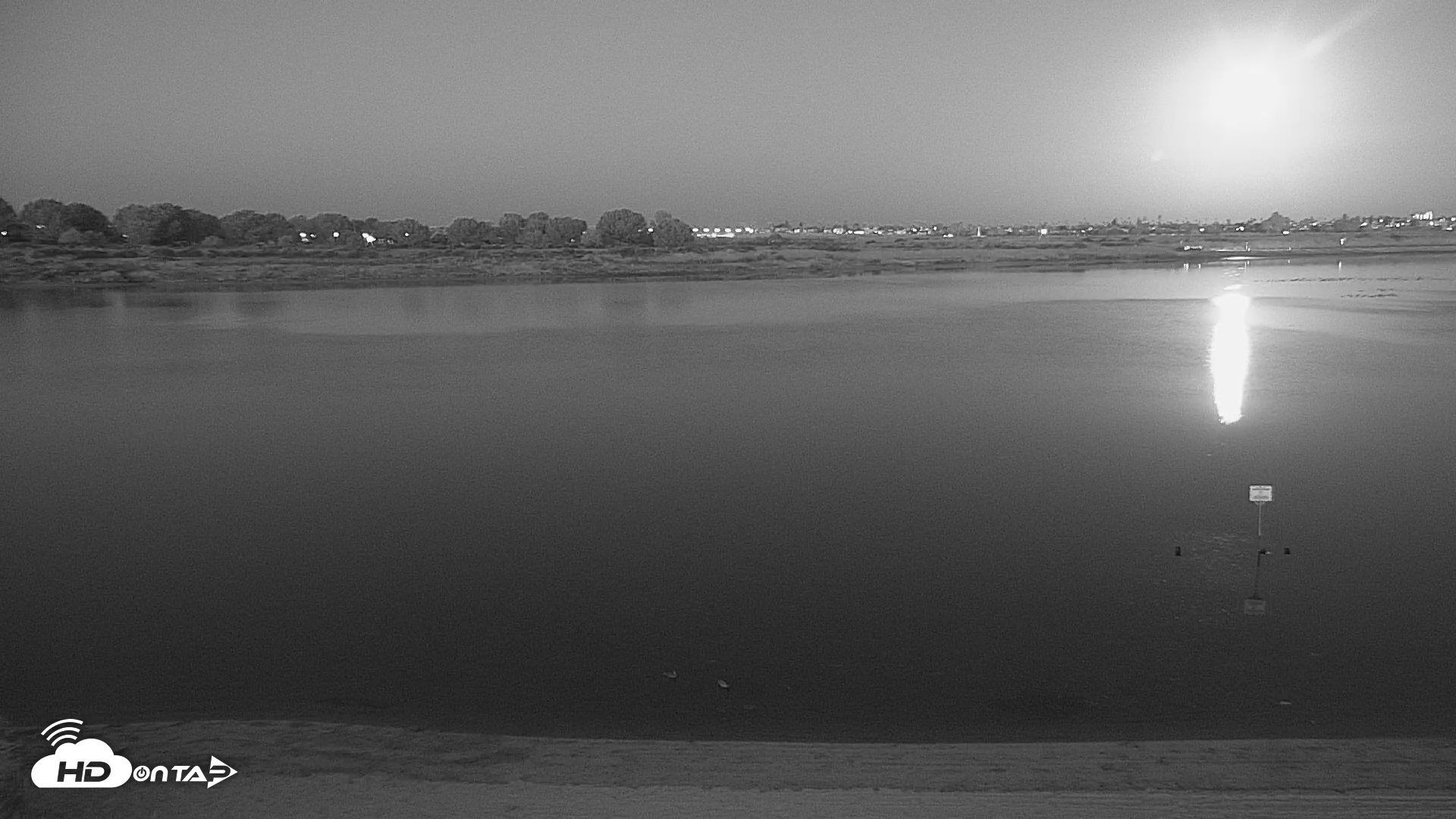 Snapshot of SD Mission Bay Resort Live Webcam taken Feb 1, 2026, 6:11am PST