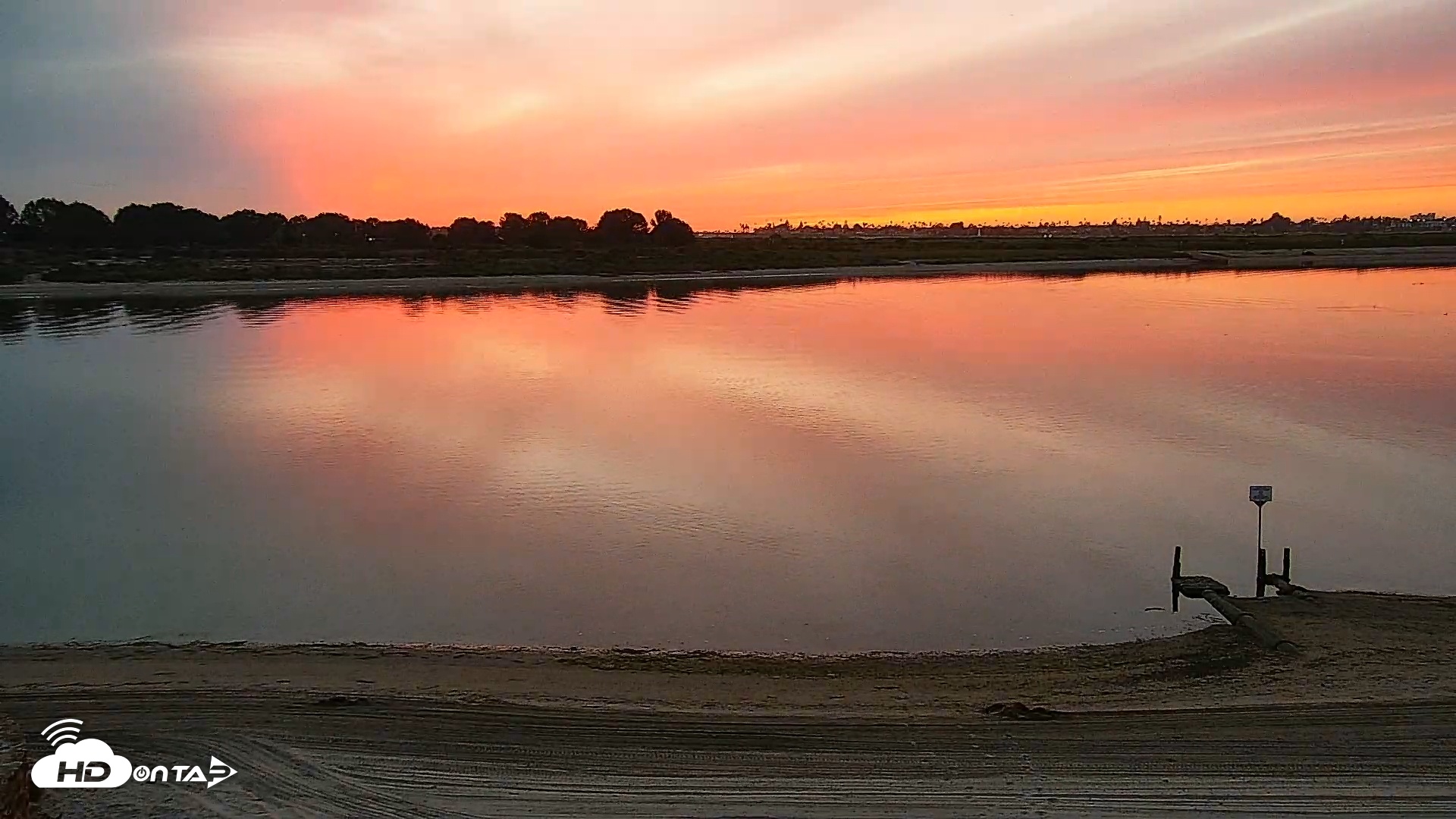 Snapshot of SD Mission Bay Resort Live Webcam taken Jan 28, 2026, 5:27pm PST